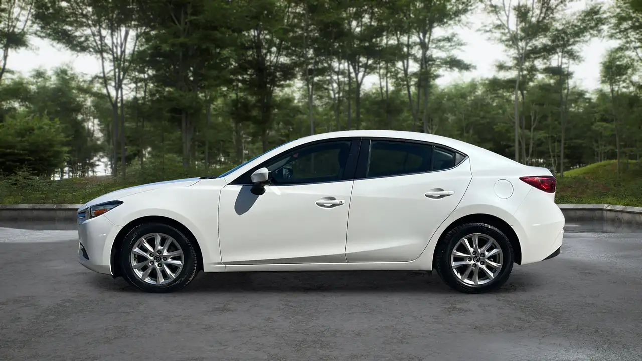 Mazda 3 снимка Mazda 3