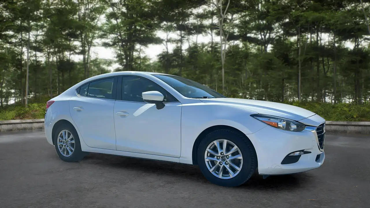 Mazda 3 снимка Mazda 3