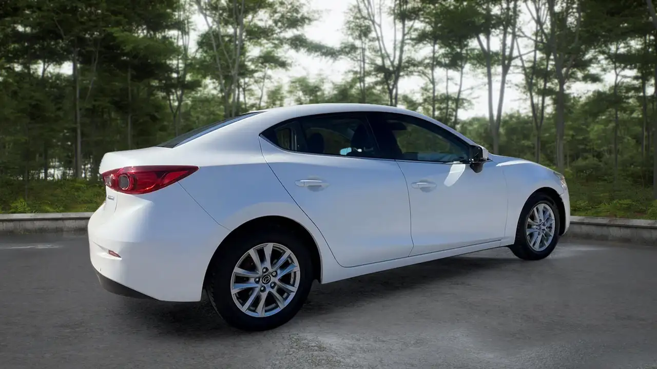 Mazda 3 снимка Mazda 3
