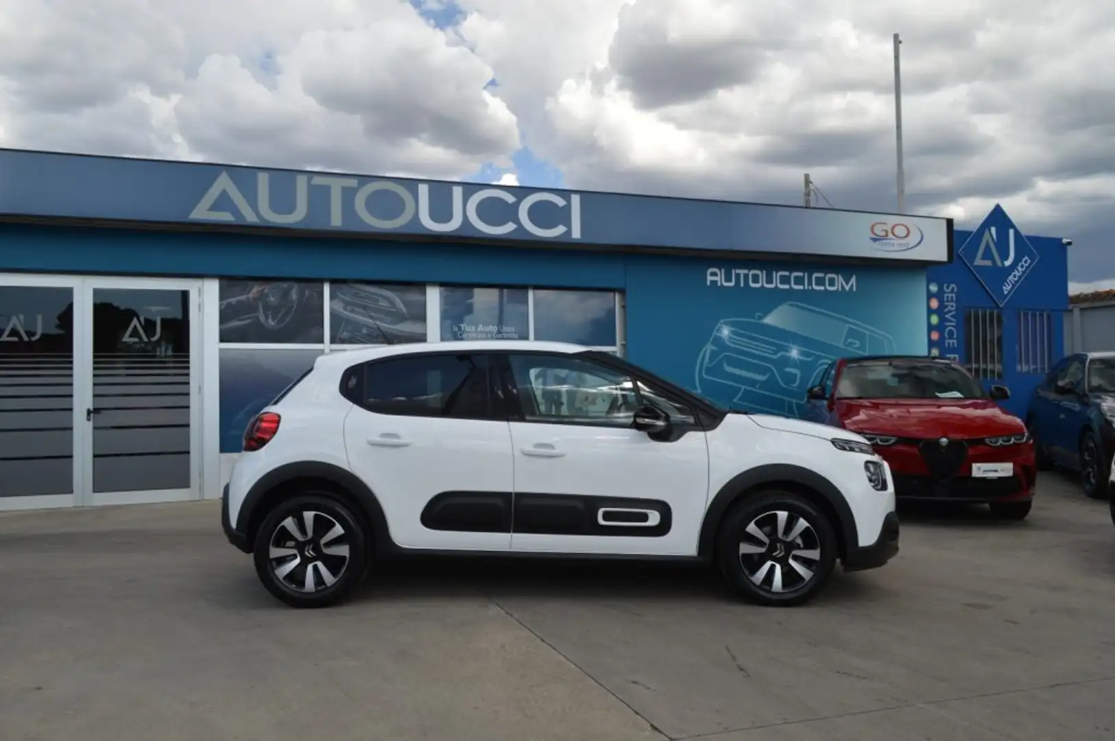 Citroen C3 PureTech S&S 83 CV S&S Max Weiß - 2