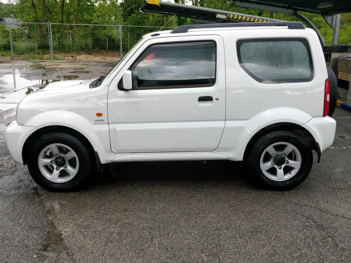 Suzuki Jimny 1.5 ddis Special 4wd - 1