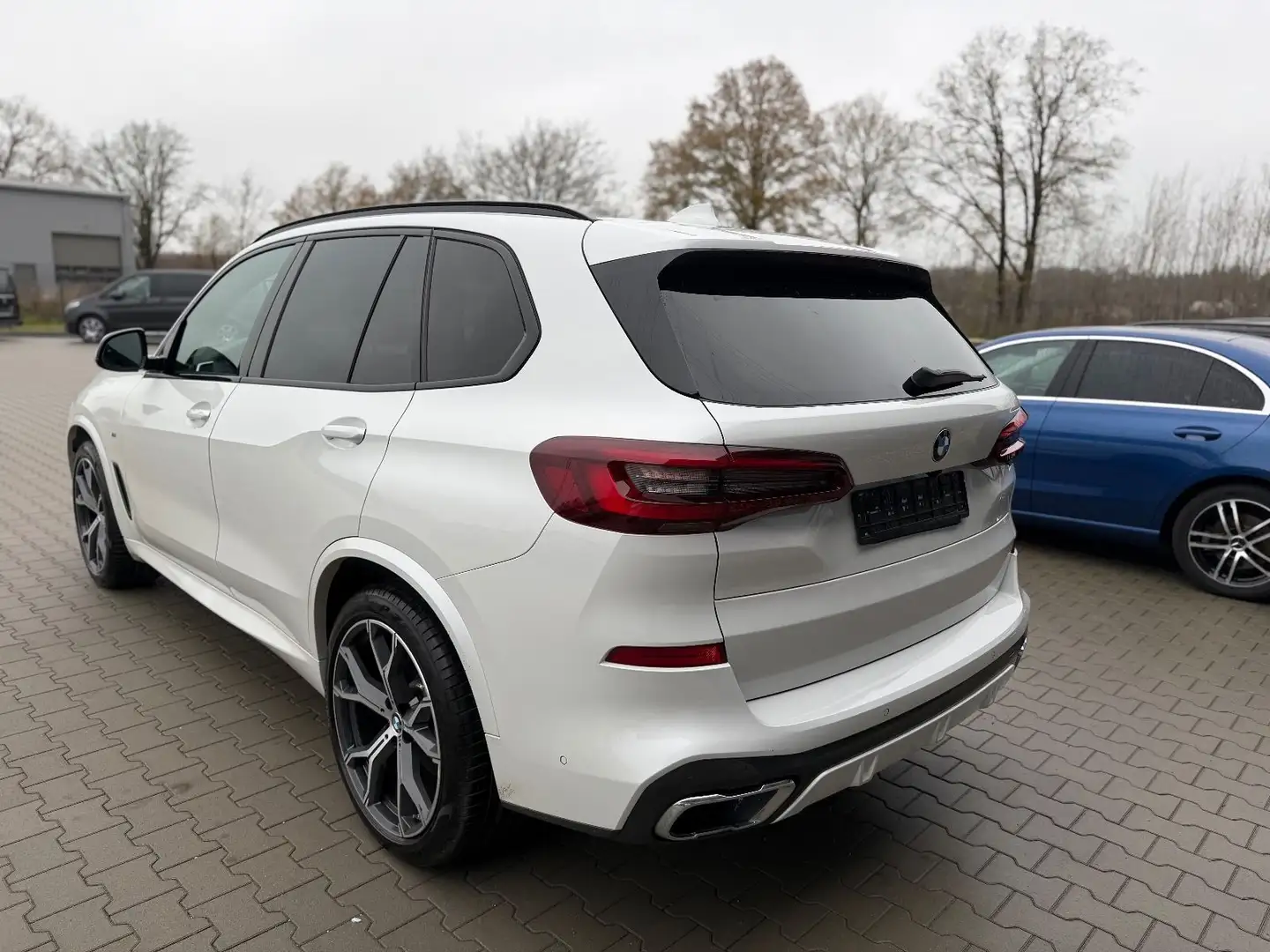BMW X5 30d M Sport Shadow -HUD-ACC-Pano-360K-21Zoll Weiß - 2
