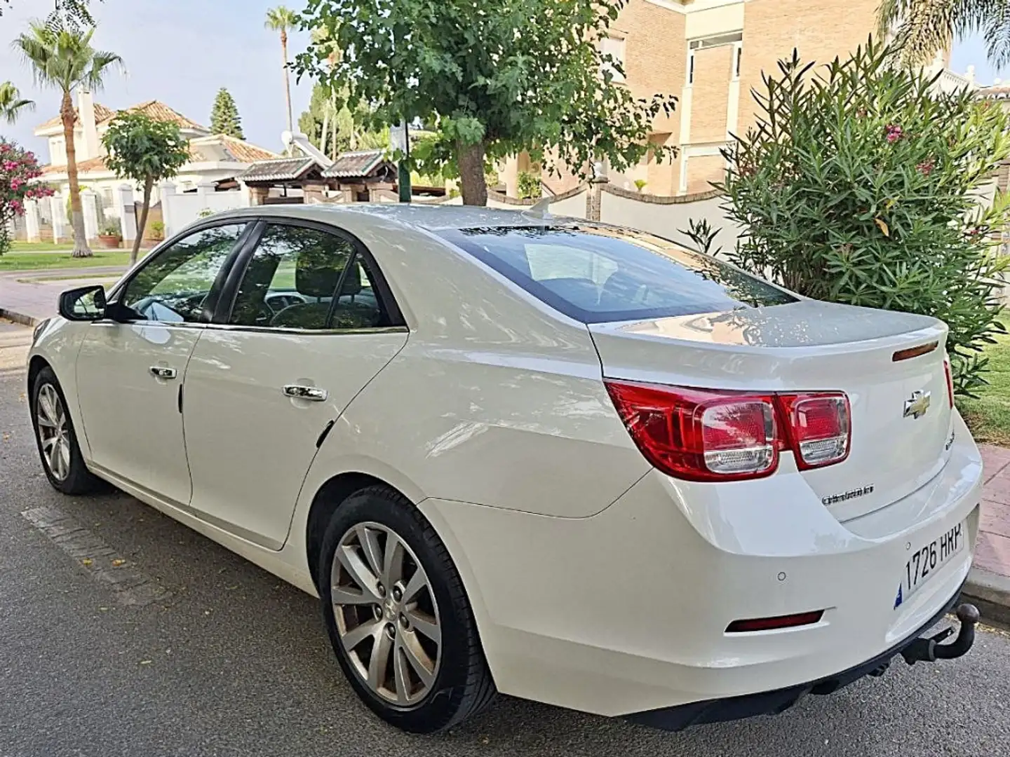 Chevrolet Malibu 2.4 LTZ Aut. Weiß - 2
