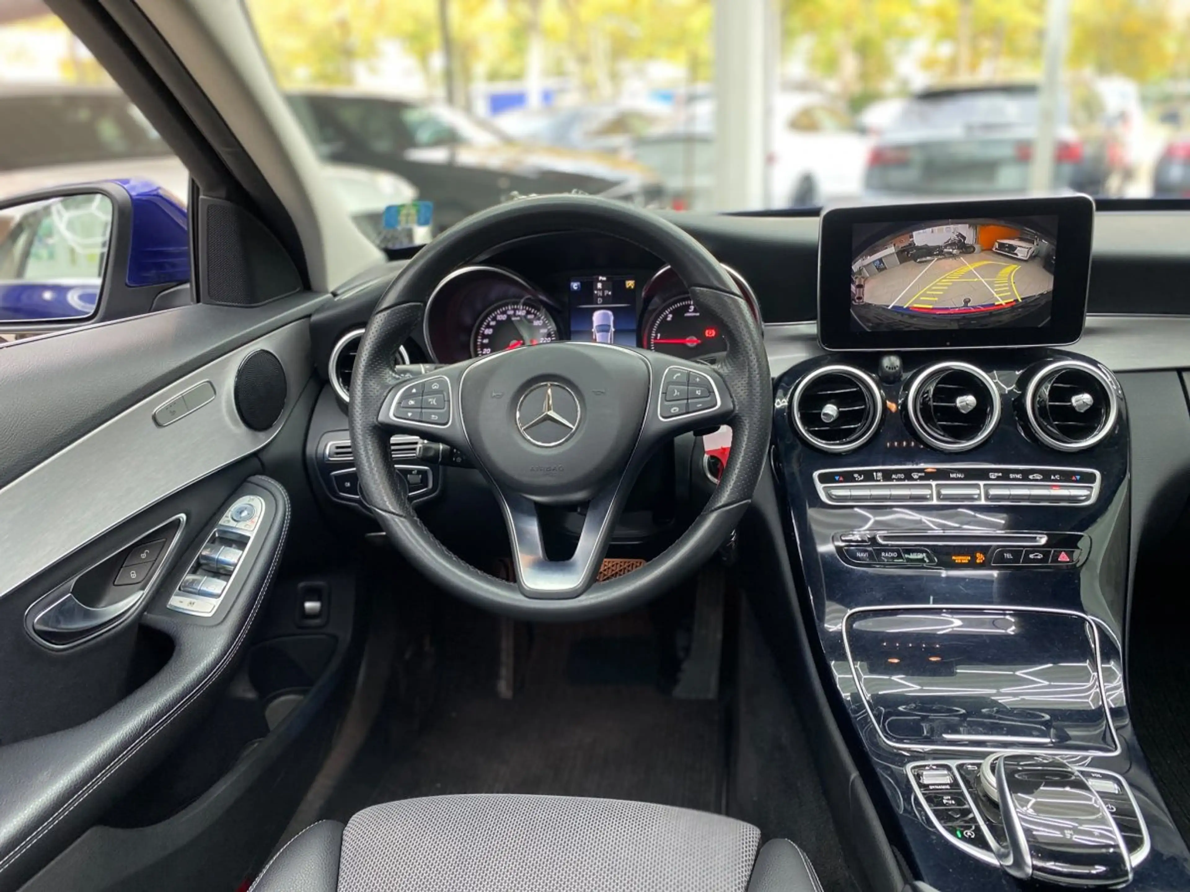 Mercedes-Benz C 220 d T Avantgarde 4Matic Pano RüFaKa Navi AHK Teilled — photo 12