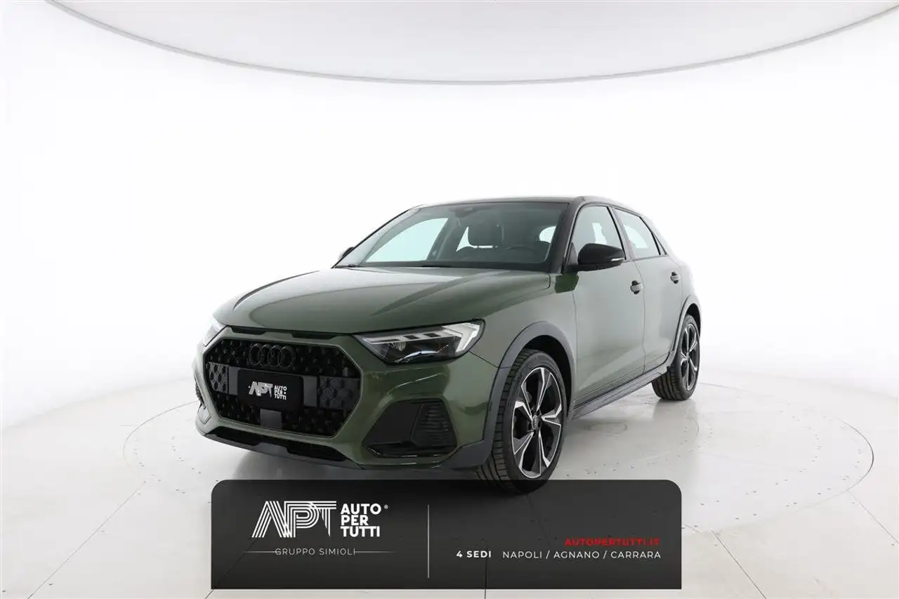Audi A1 A1 allstreet 35 1.5 tfsi Identity Contrast 150cv s — photo 1 of 28