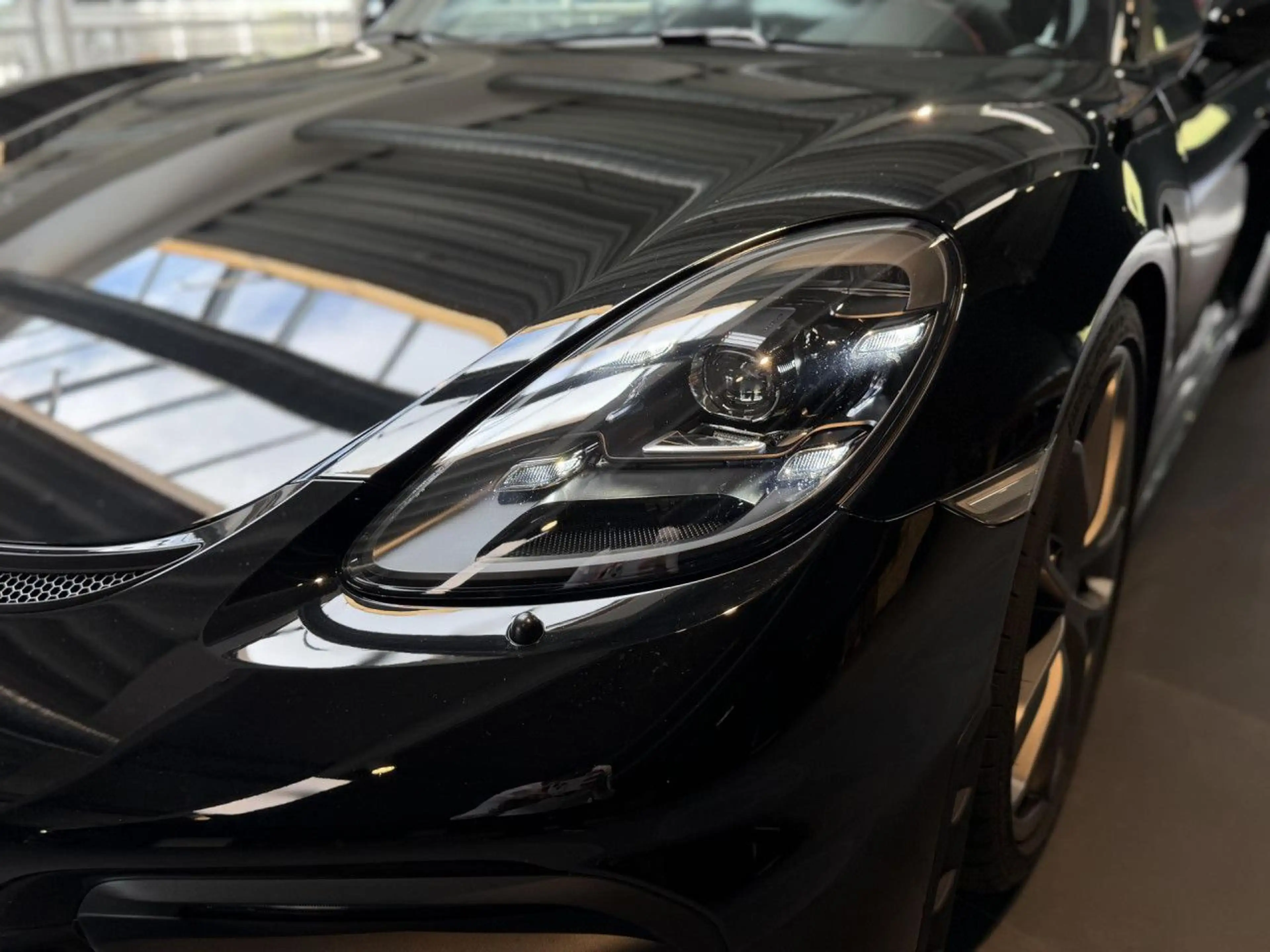 Porsche Cayman 718 Cayman GT4 Clubsport Vollschalsit. Carbon — photo 6