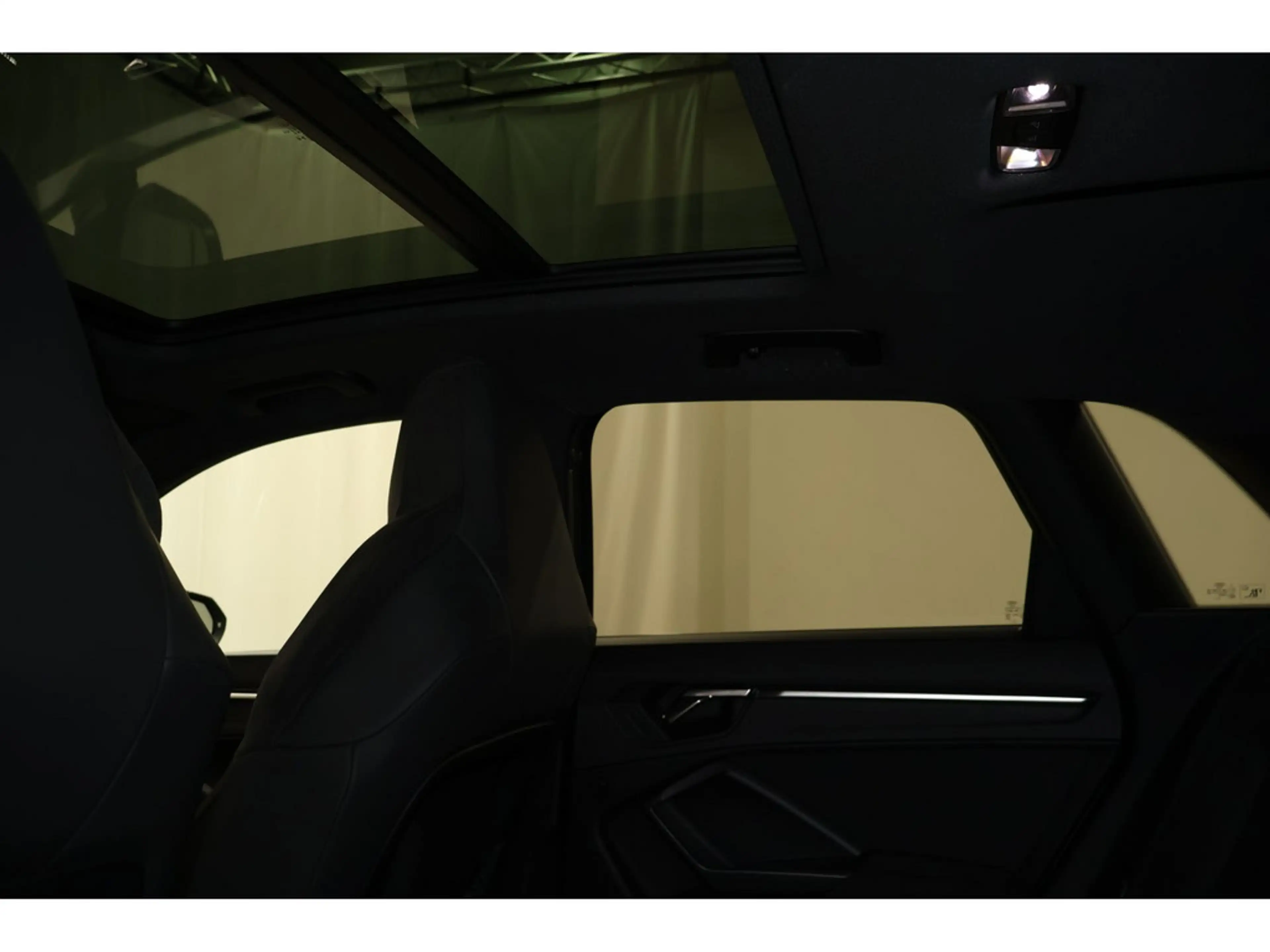 Audi RS Q3 2.5 TFSI quattro Pano*LED*AreaView * — photo 14