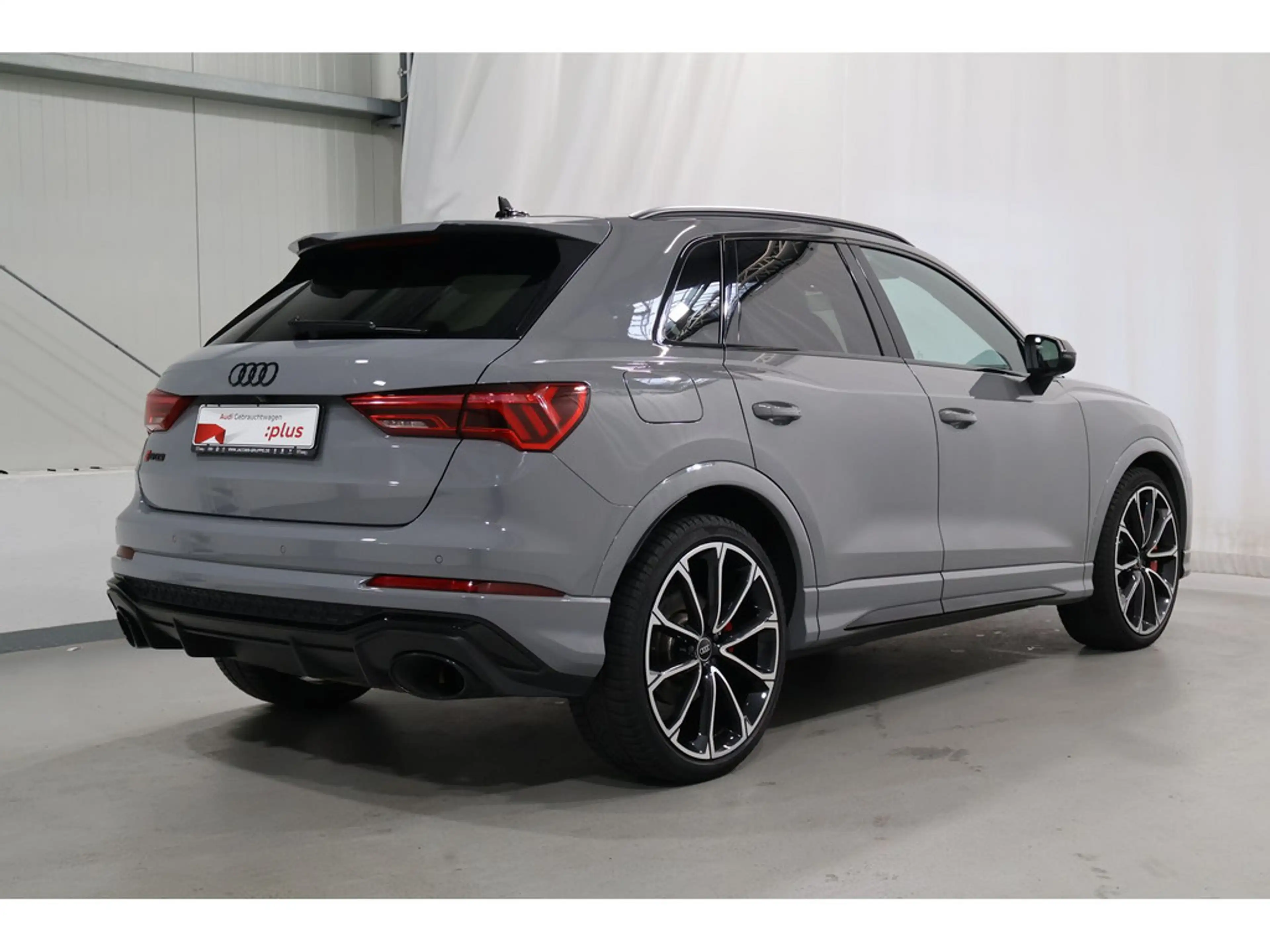Audi RS Q3 2.5 TFSI quattro Pano*LED*AreaView * — photo 3