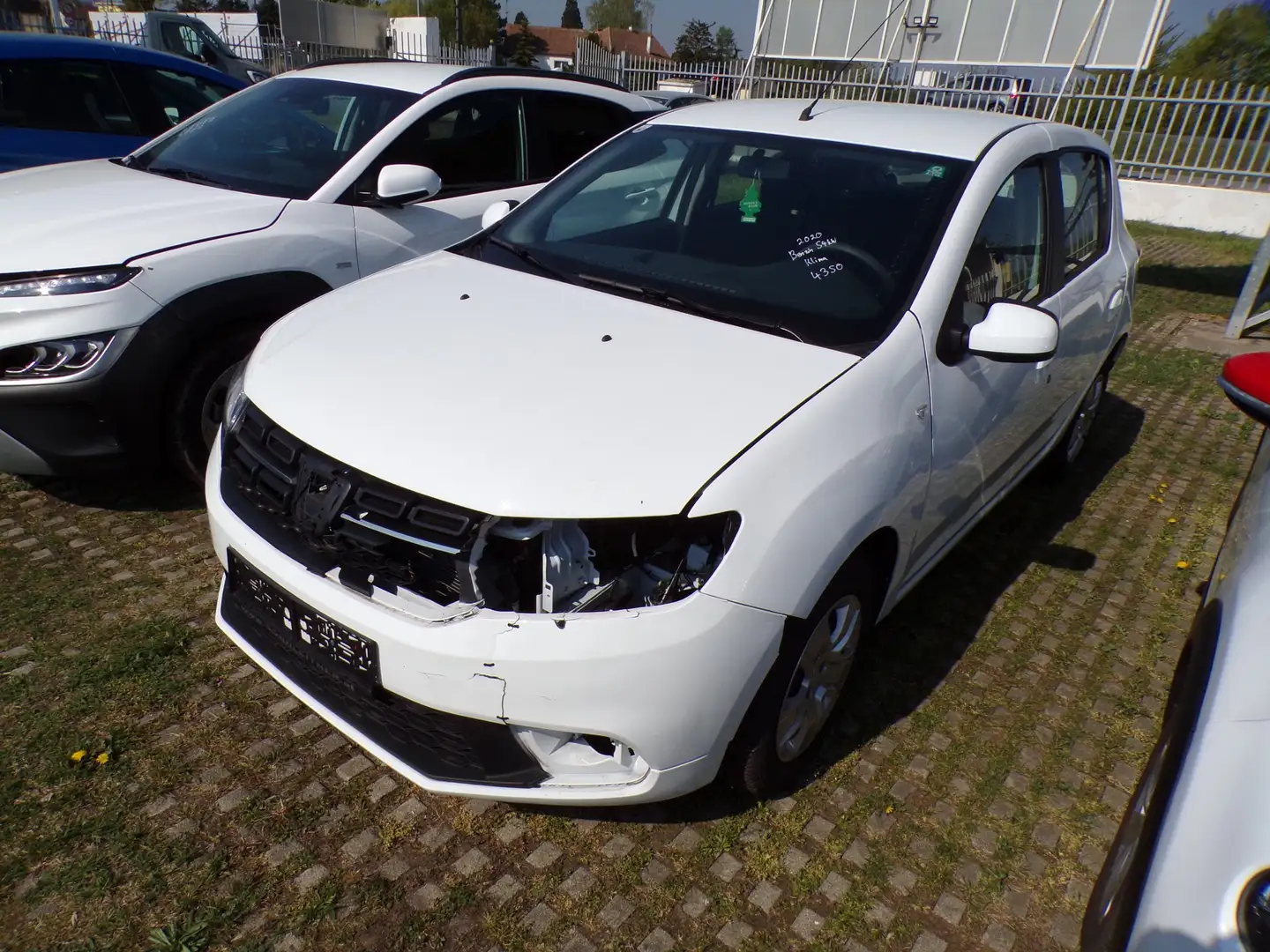 Dacia Sandero Comfort Weiß - 2