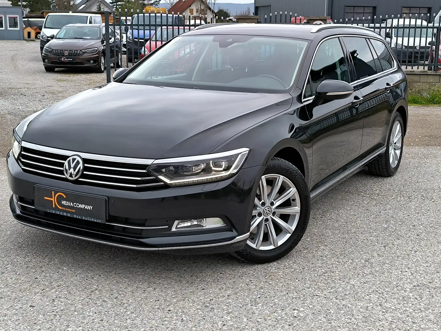 Volkswagen Passat Variant 1.5 TSI Hihlghline - Top Ausstattung Schwarz - 1