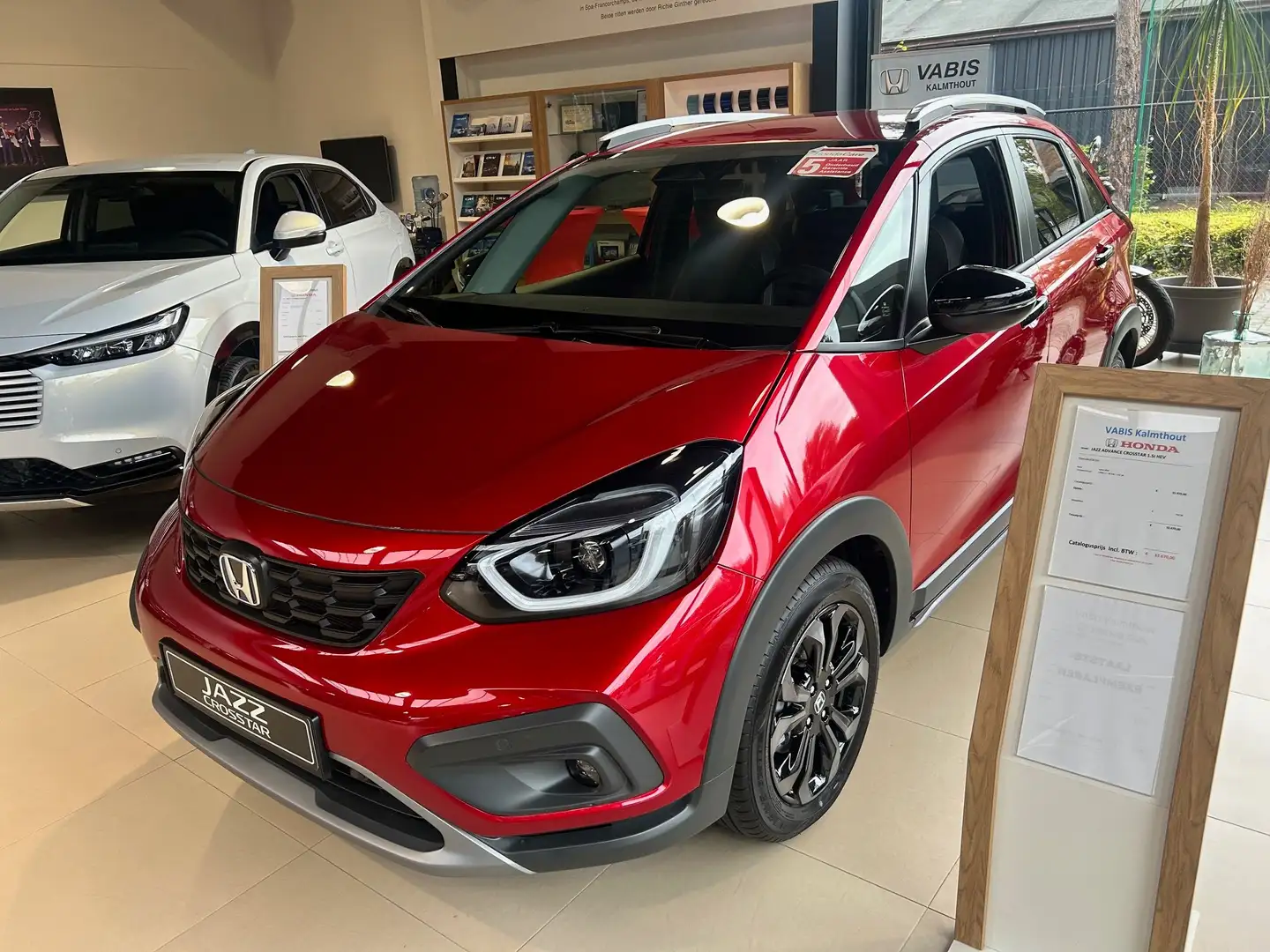Honda Jazz e:HEV 1.5 i-MMD Crosstar Advance -5381 EINDJAAR AC Rood - 2