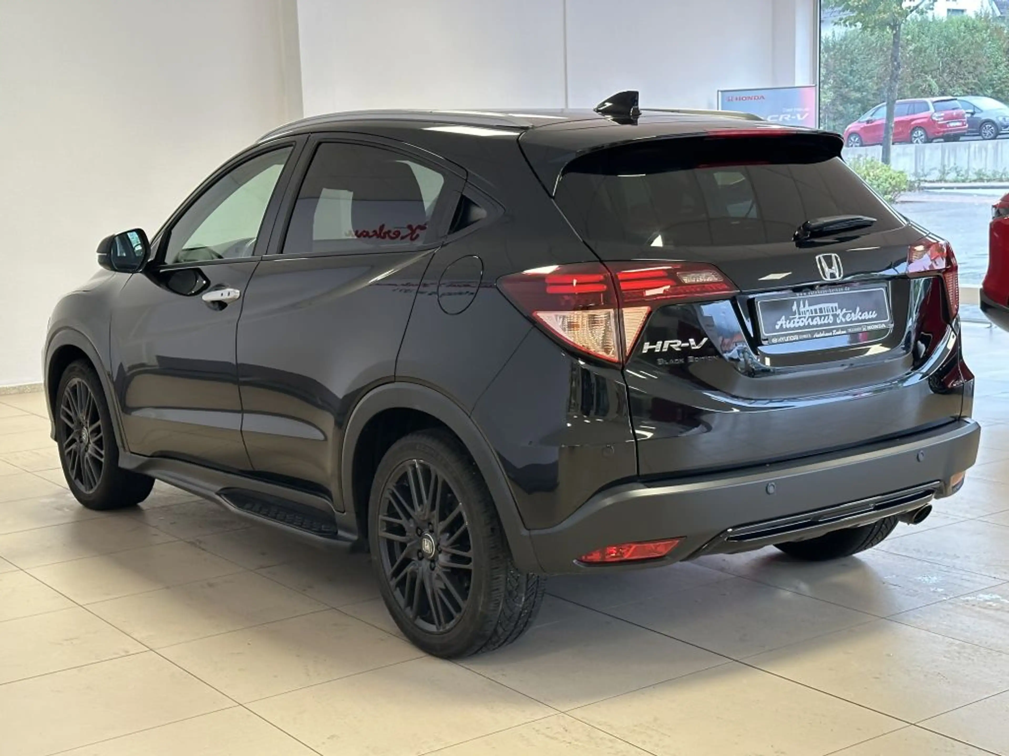 Honda HR-V 1.5 i-VTEC CVT Executive + Black Edition + — photo 9