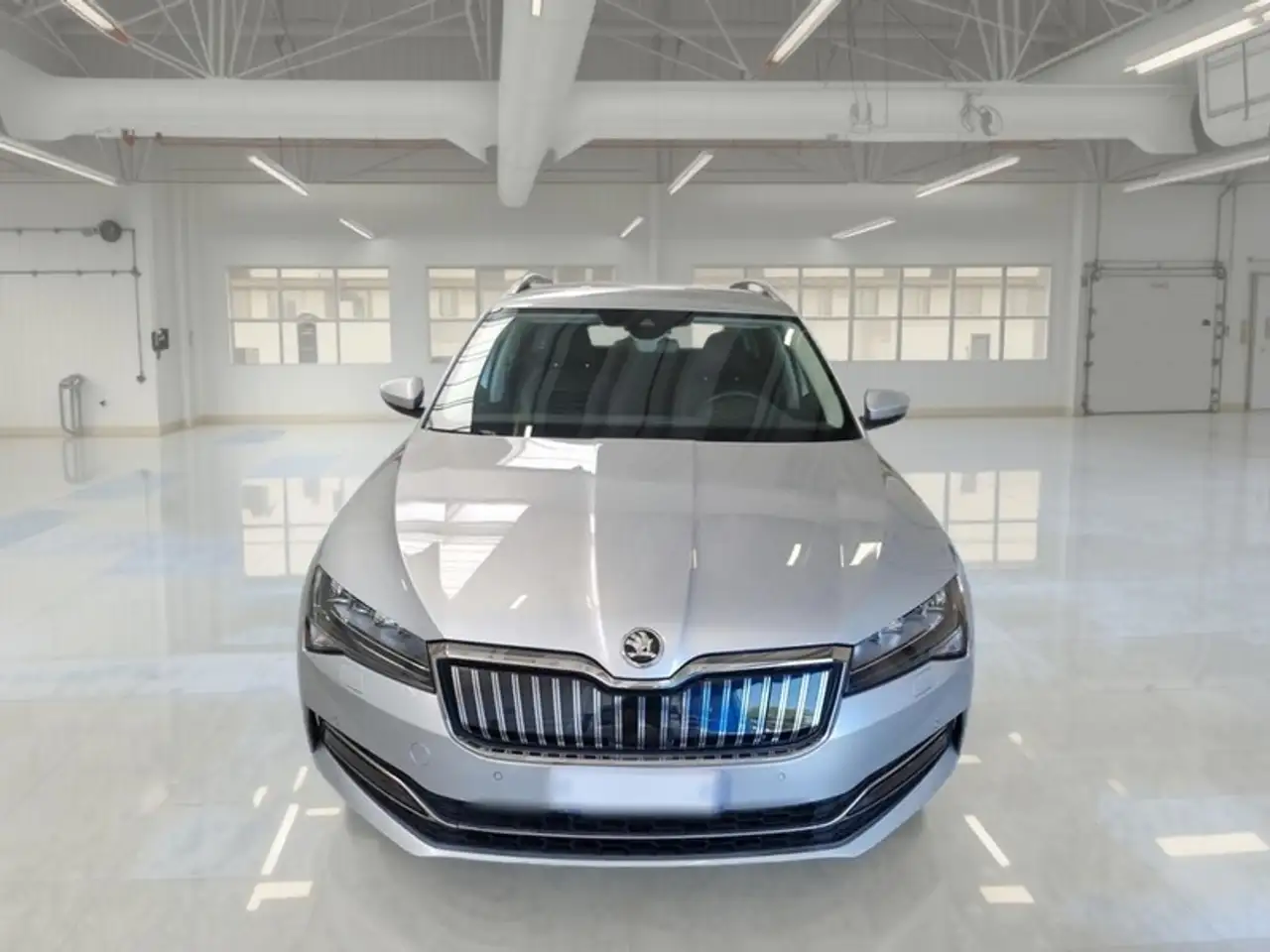 Skoda Superb 1.4 TSI PLUG-IN HYBRYD STYLE DSG STATION WAGON, миниатюра 2