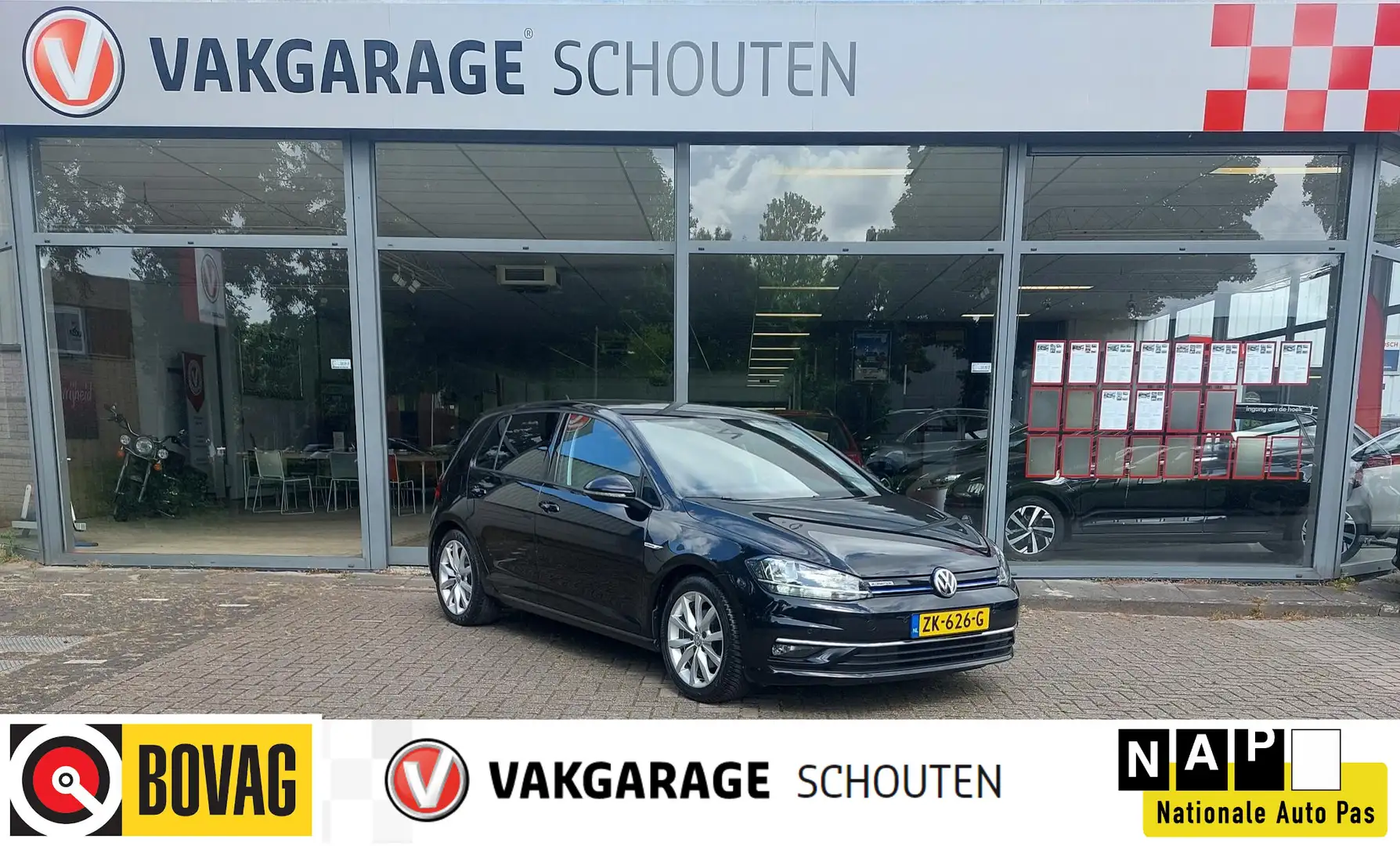 Volkswagen Golf 1.5 TSI Highline Zwart - 1