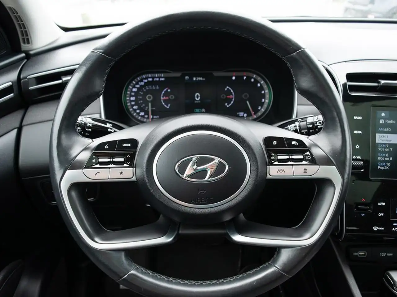 Hyundai TUCSON снимка Hyundai TUCSON