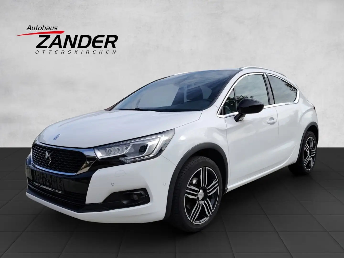 DS Automobiles DS 4 1.2 PureTech 130 Crossback Blanc - 1