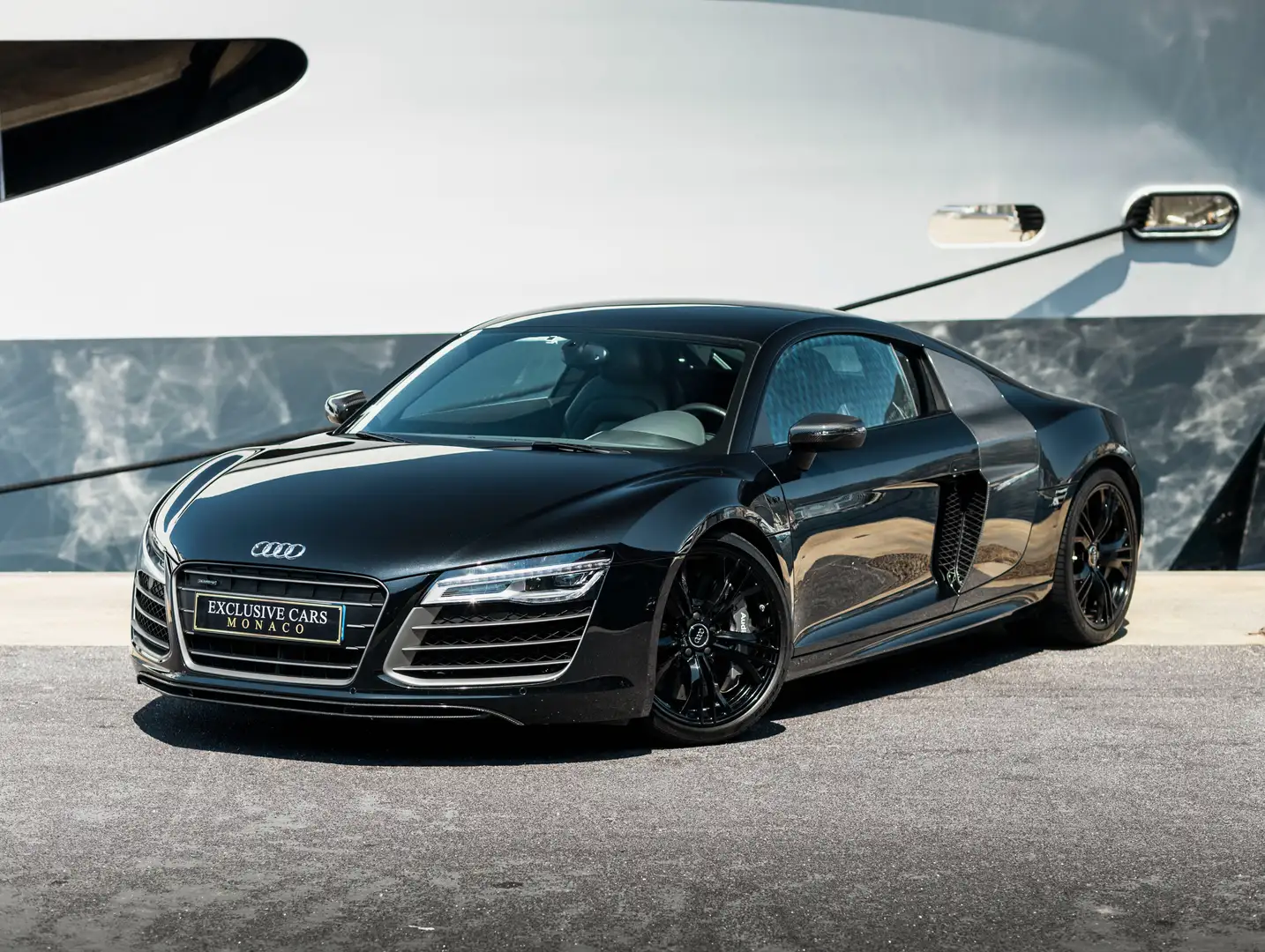 Audi R8 V10 Plus 5.2 FSI 550 Quattro S tronic 7 Schwarz - 1