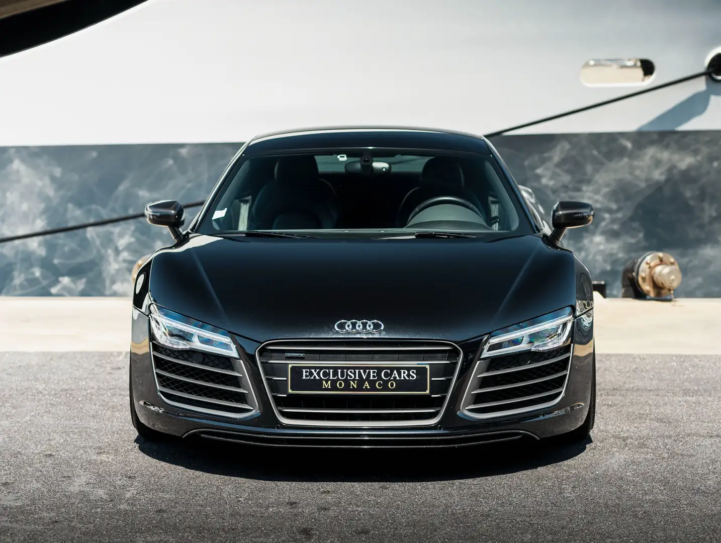 Audi R8 V10 Plus 5.2 FSI 550 Quattro S tronic 7 Schwarz - 2