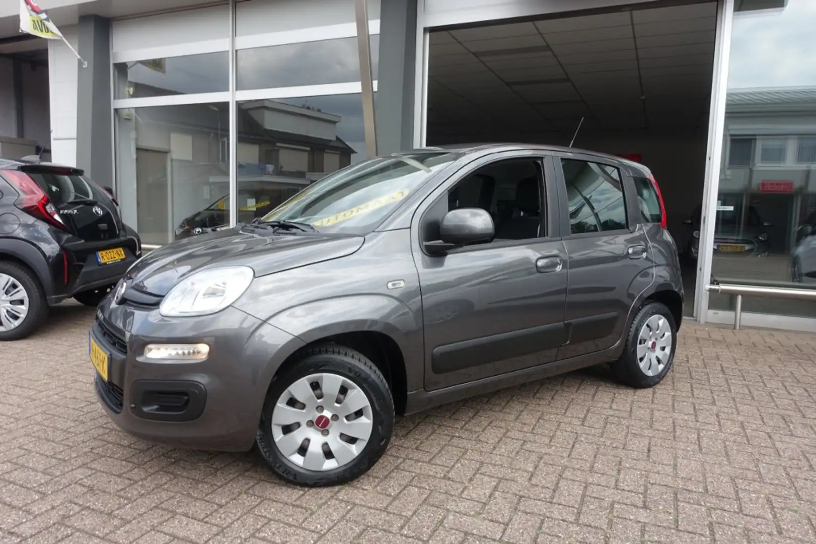 Fiat Panda 0.9 TWINAIR 59 KW AUTOMAAT (All-in prijs) Gris - 2