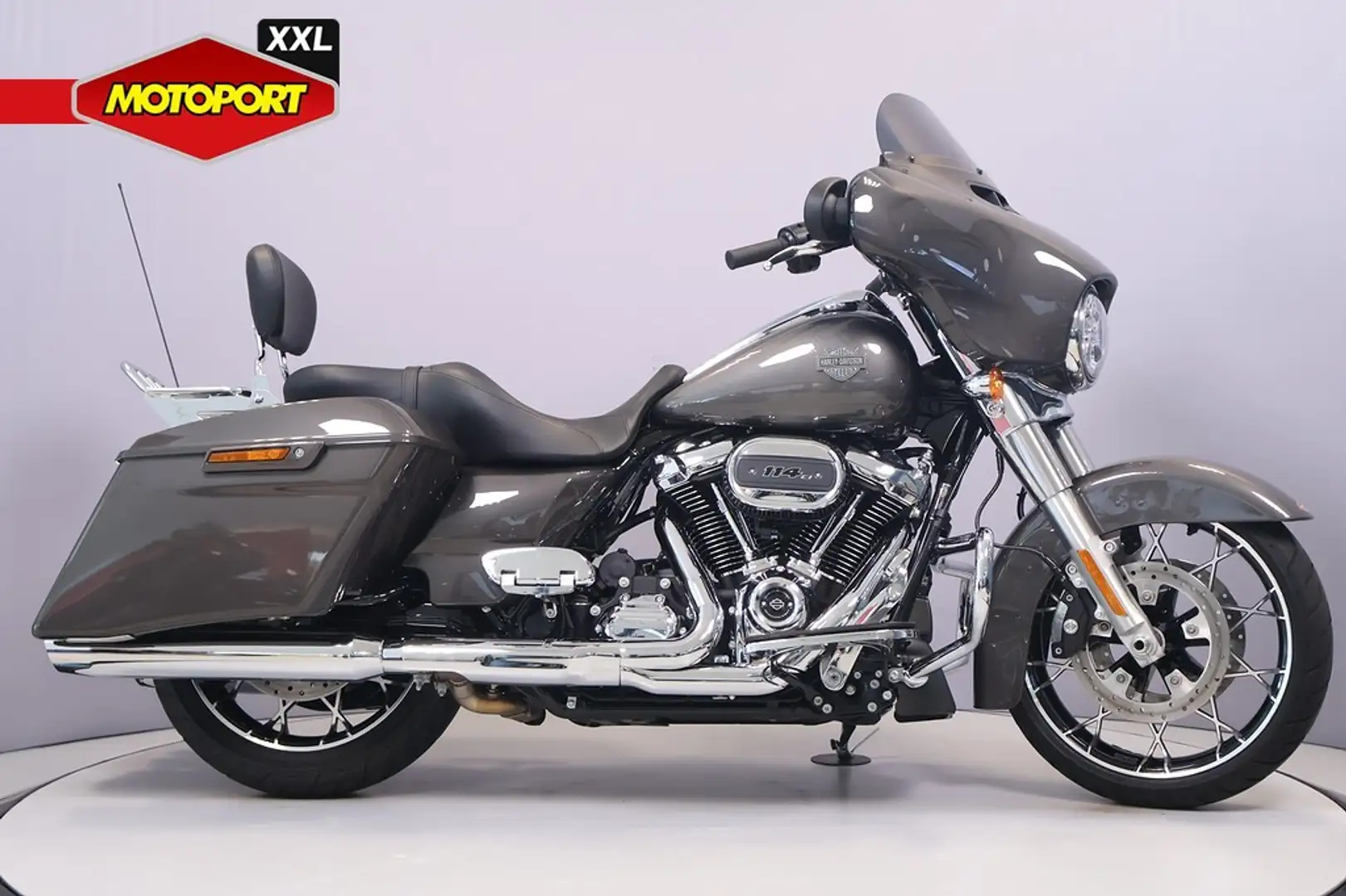 Harley-Davidson Street Glide SPECIAL Šedá - 1