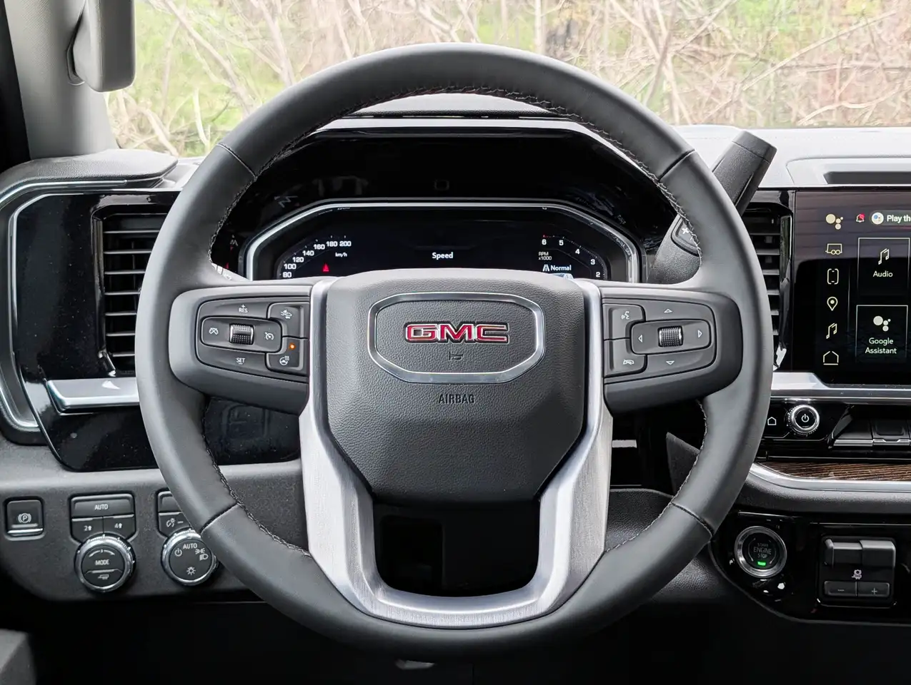 GMC Sierra 1500 снимка GMC Sierra 1500