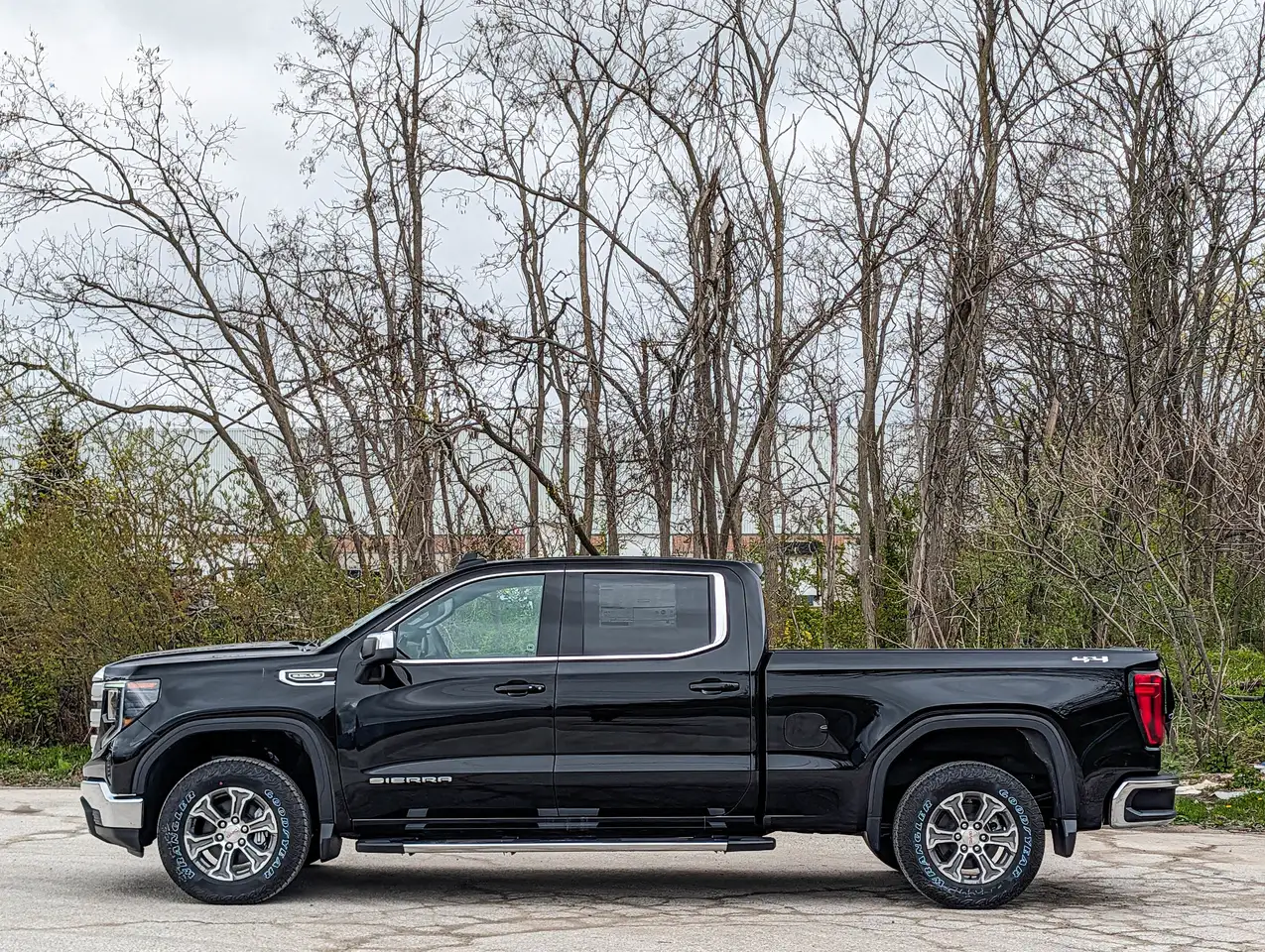 GMC Sierra 1500 снимка GMC Sierra 1500