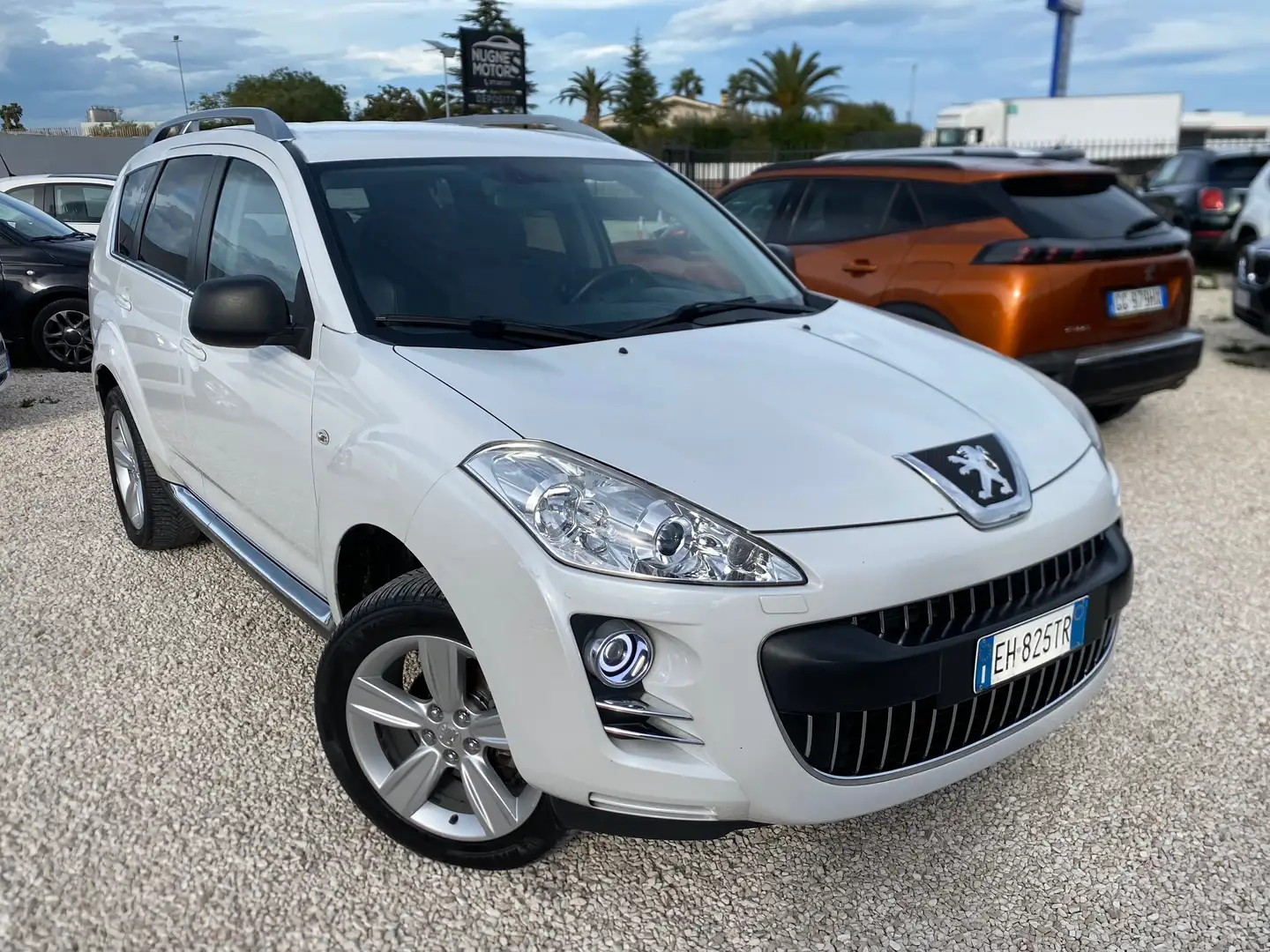 Peugeot 4007 4007 2.2 hdi 16v Feline dcs E5 White - 1