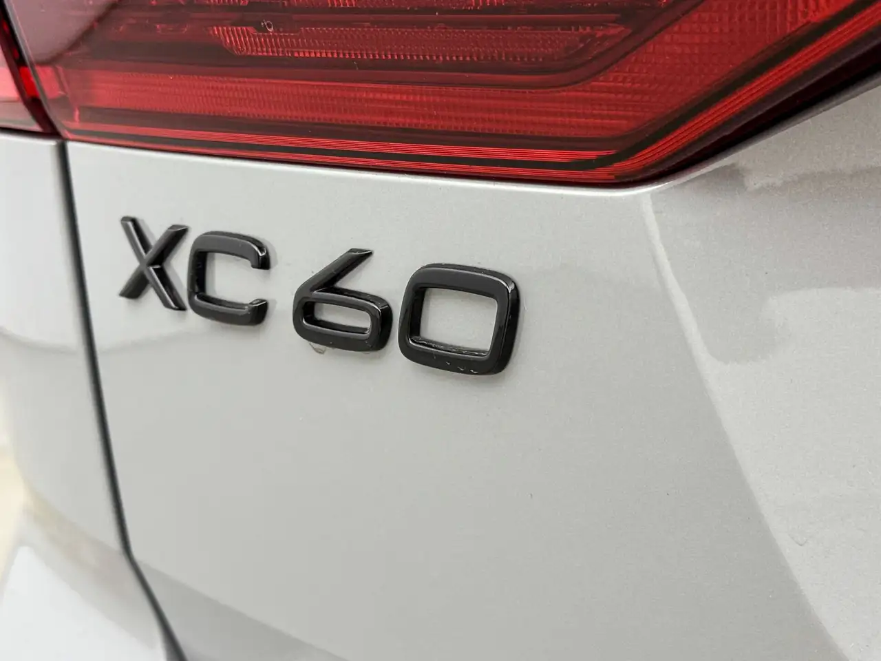 Volvo XC60 2026 — фото 10