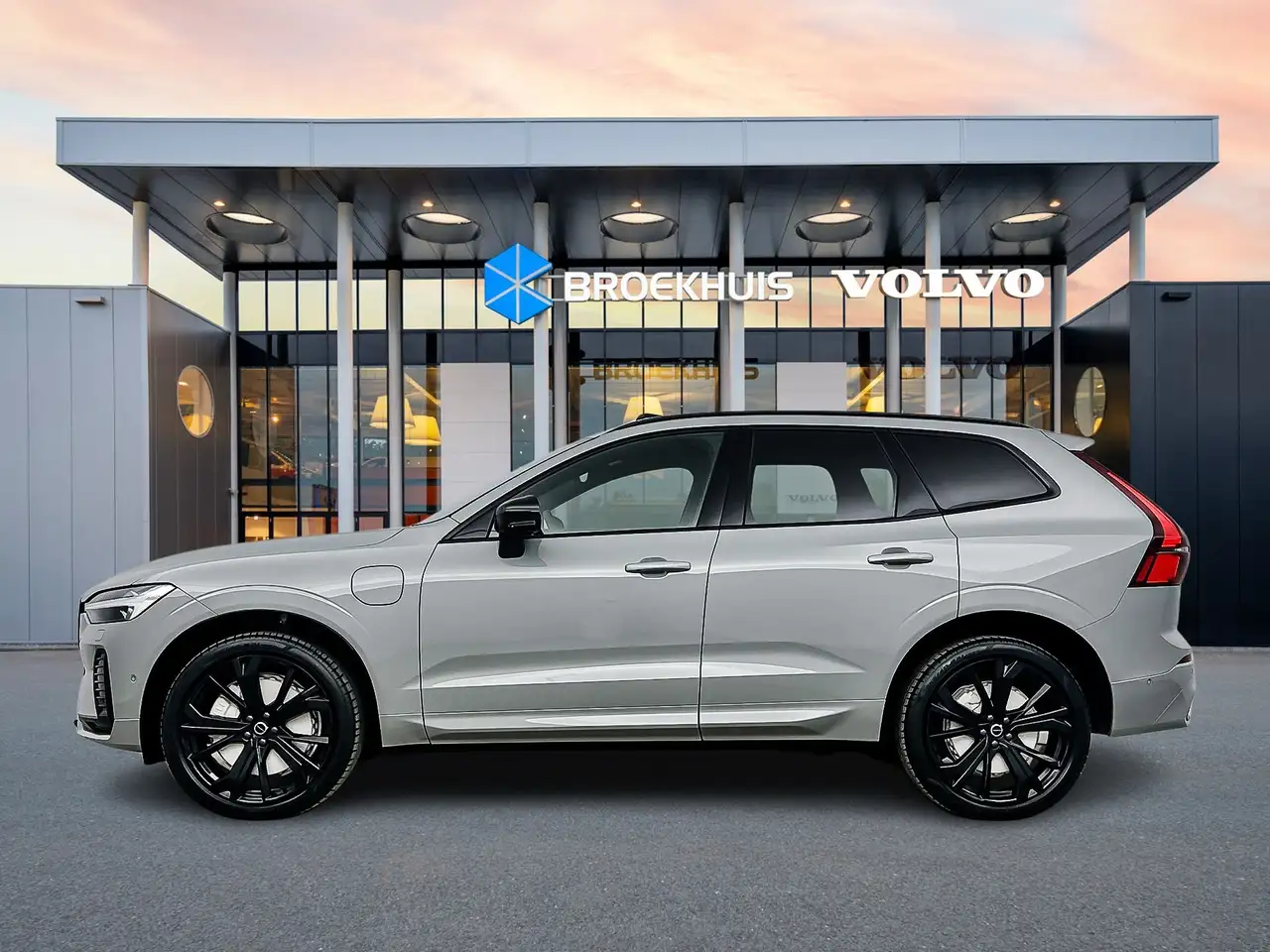 Volvo XC60 2026 — фото 8