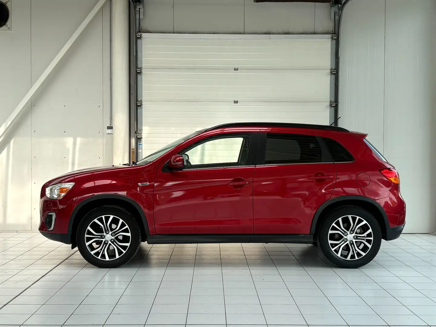 Mitsubishi ASX 1.6i 2WD *XENON * CAMERA * PANO * PDC * JANTES * Rood - 2