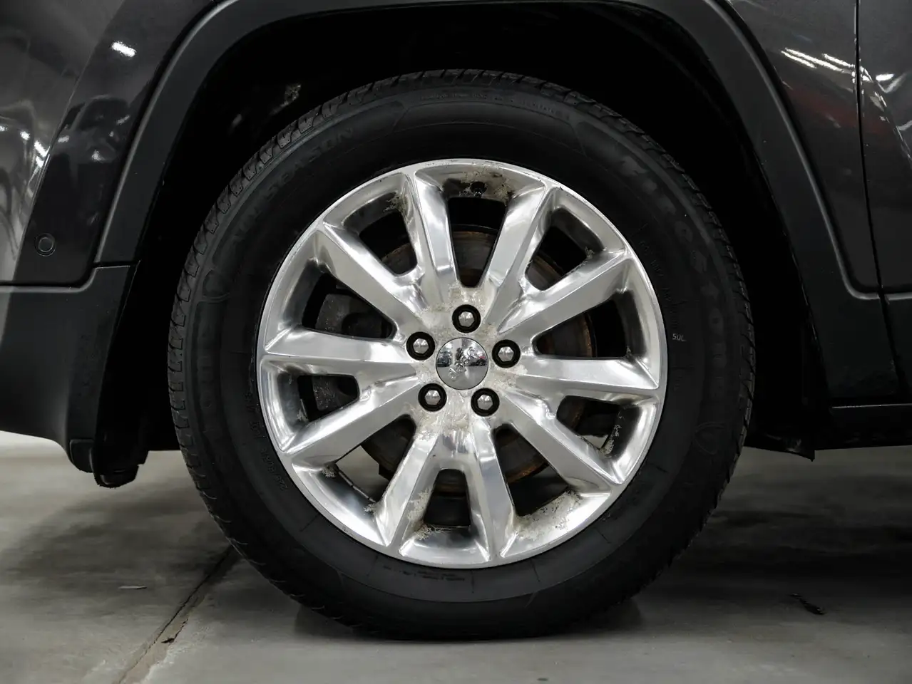 Jeep Cherokee снимка Jeep Cherokee