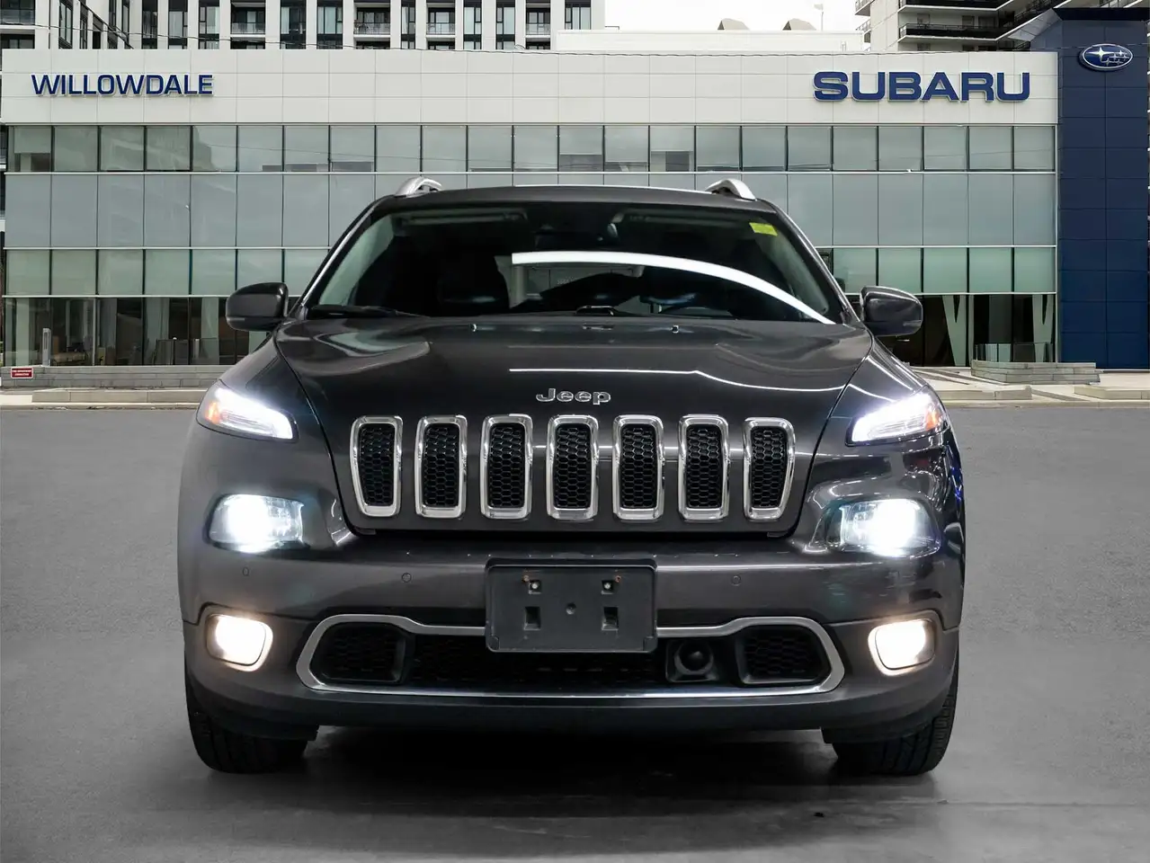 Jeep Cherokee снимка Jeep Cherokee