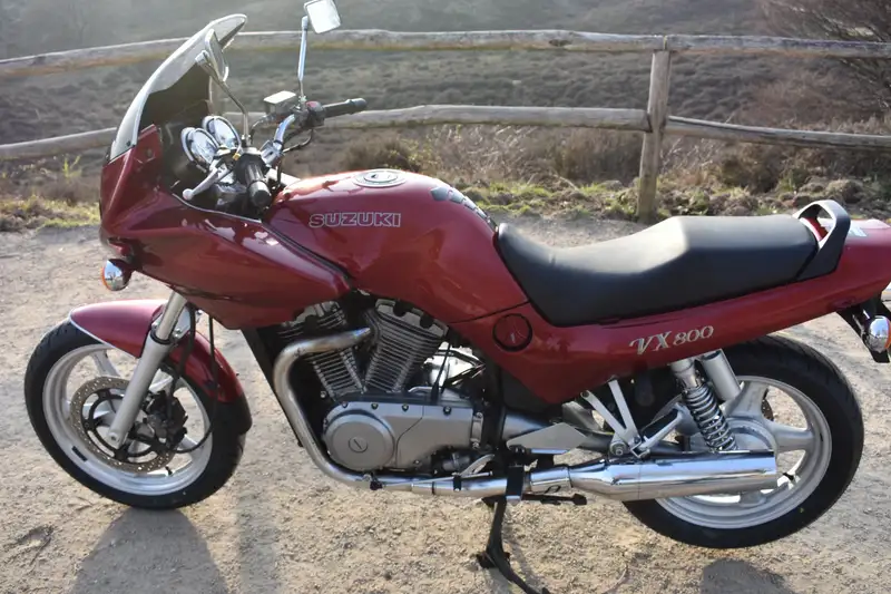 Suzuki VX 800 - foto 7