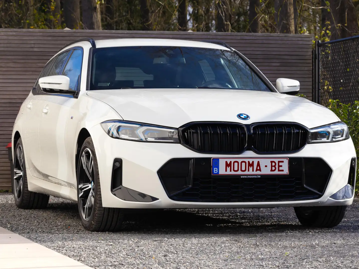 BMW 330 330e Touring Aut. M Sport Garantie Wit - 1