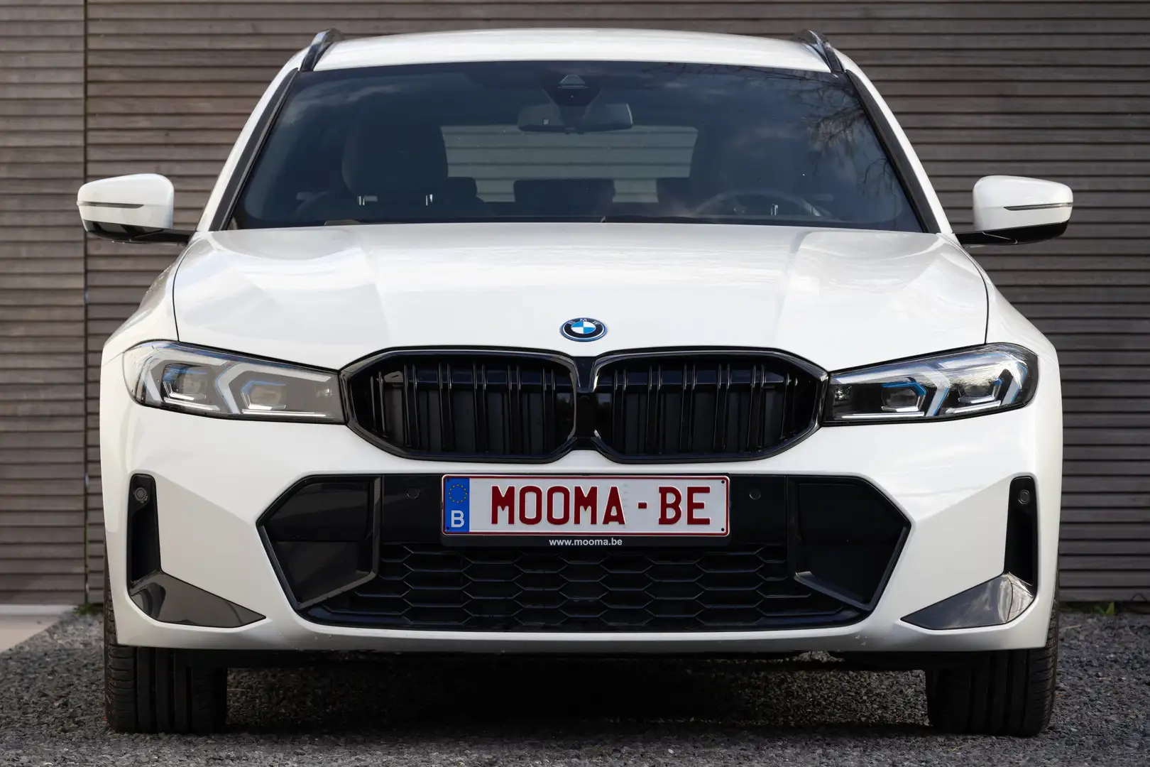 BMW 330 330e Touring Aut. M Sport Garantie Wit - 2