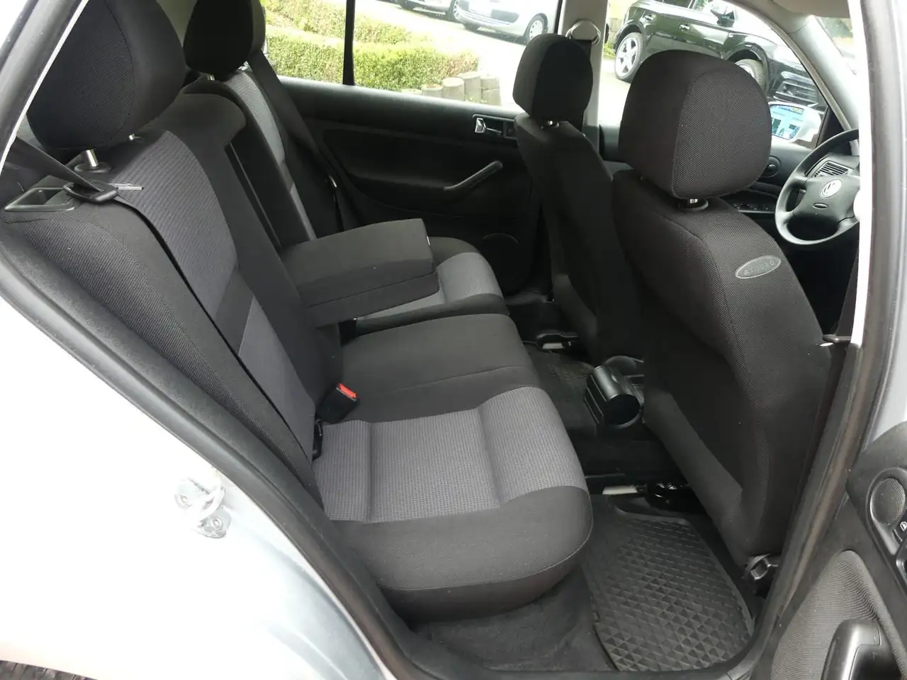 Volkswagen Golf IV*1.4*Edition*ZV*Scheckheft gepflegt*Klima, foto 10