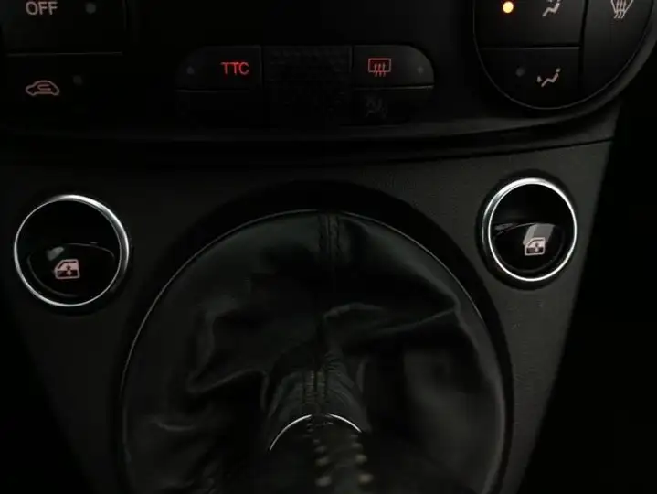 Abarth 500 2019, foto 19