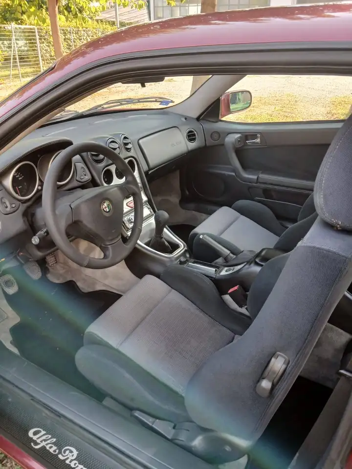 Alfa Romeo GTV 1.8 ts 16v, foto 6