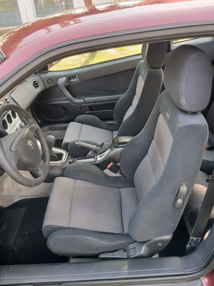 Alfa Romeo GTV 1.8 ts 16v, foto 5