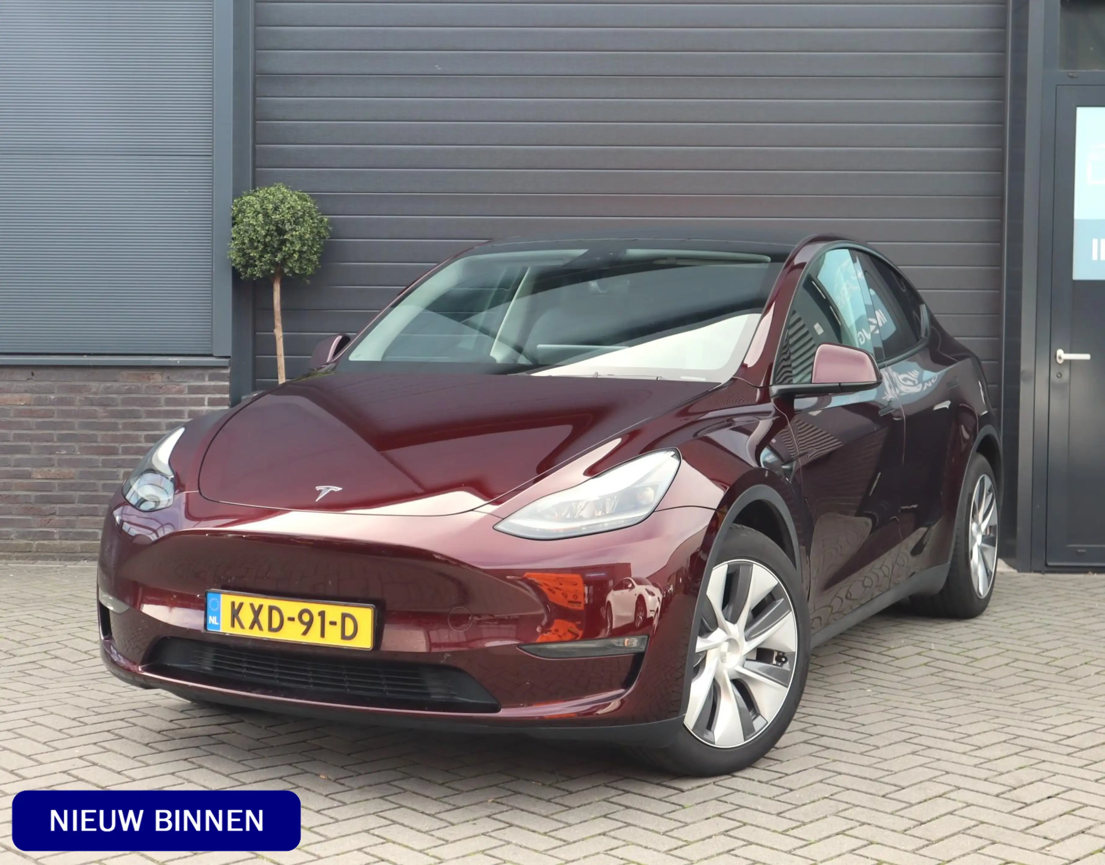 Tesla Model Y Long Range AWD 75 kWh | 95% SOH | Autopilot