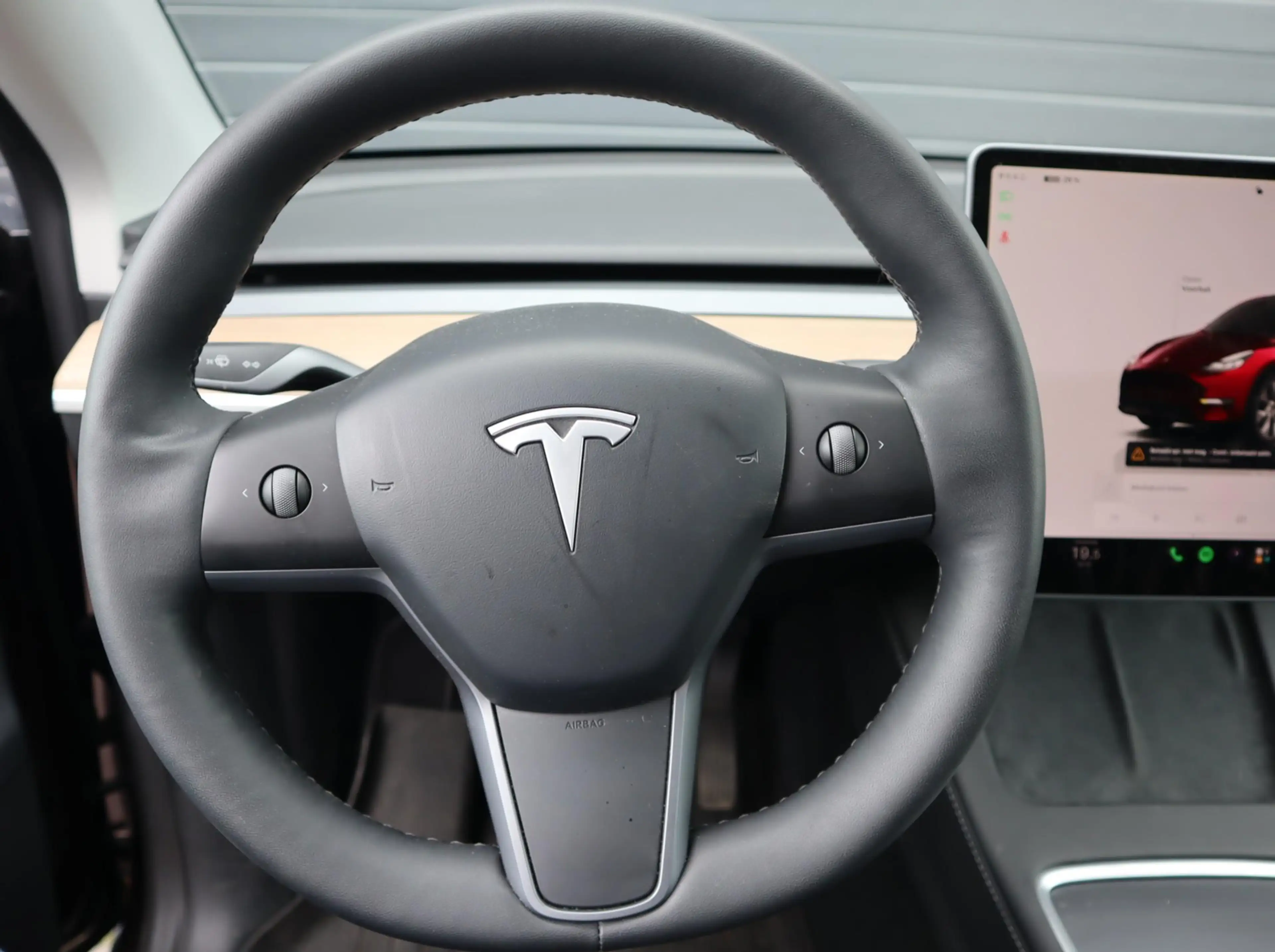 Tesla Model Y Long Range AWD 75 kWh | 95% SOH | Autopilot — photo 6