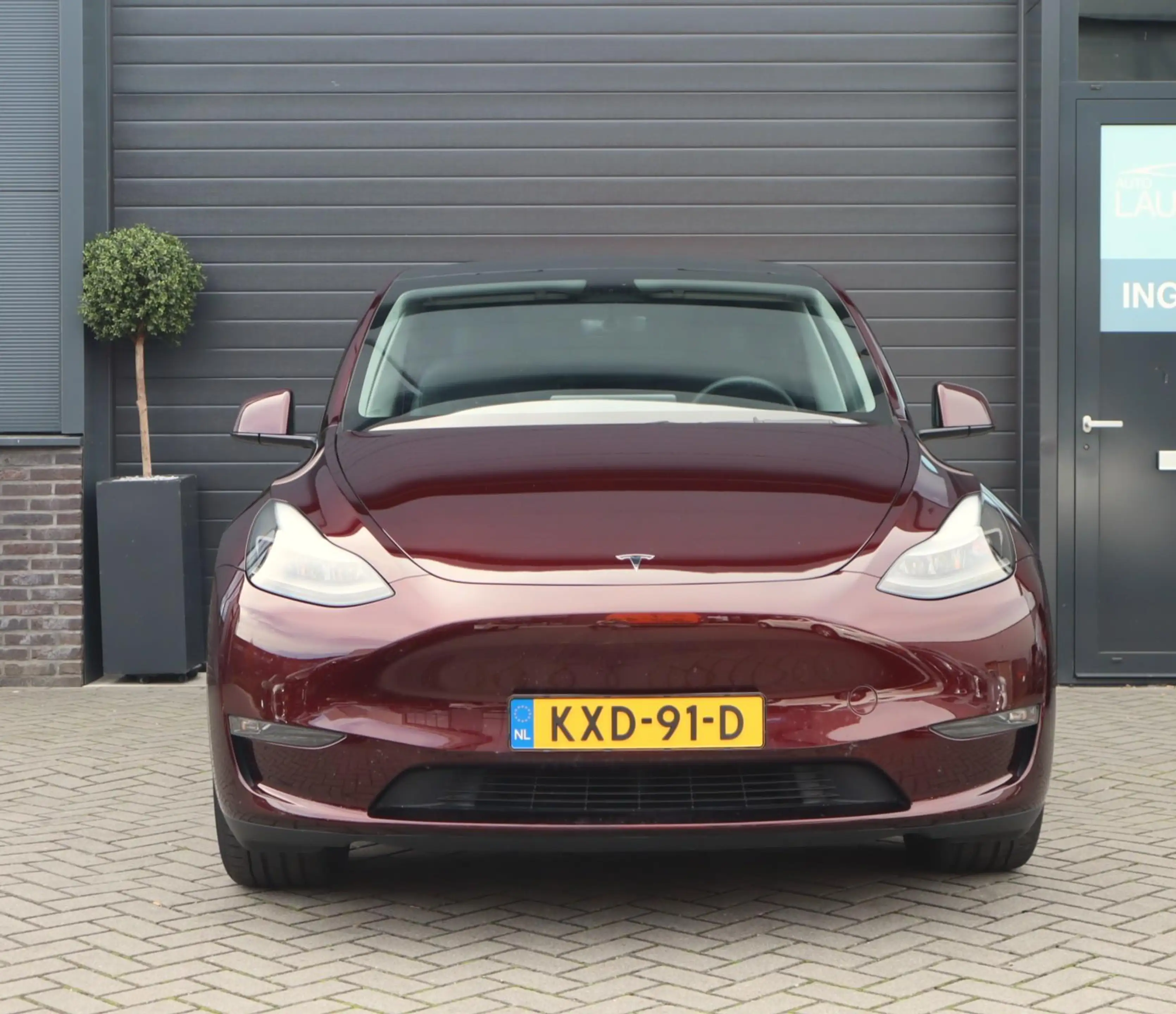 Tesla Model Y Long Range AWD 75 kWh | 95% SOH | Autopilot — photo 21