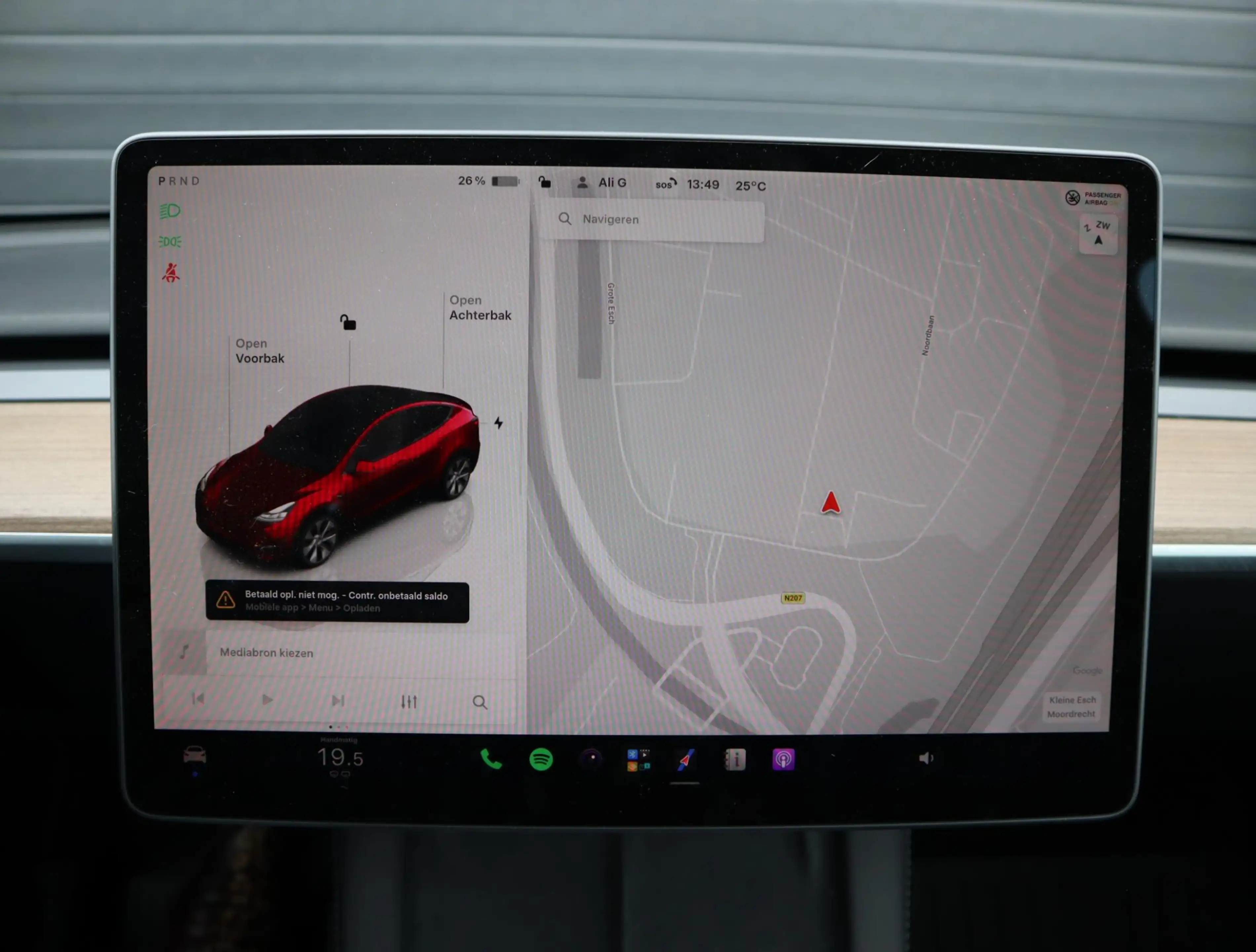 Tesla Model Y Long Range AWD 75 kWh | 95% SOH | Autopilot — photo 11