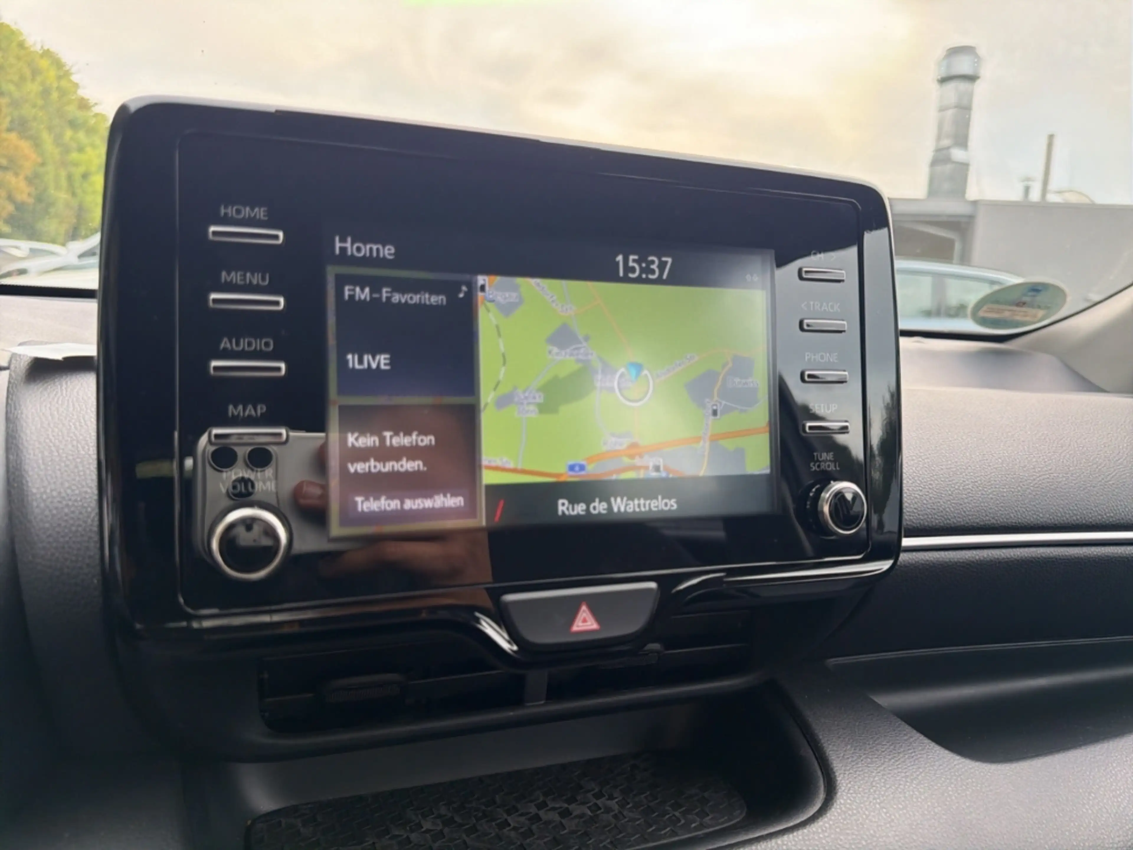 Toyota Yaris Hybrid Team Deutschland Navi Digitales Cockpit LED — photo 14