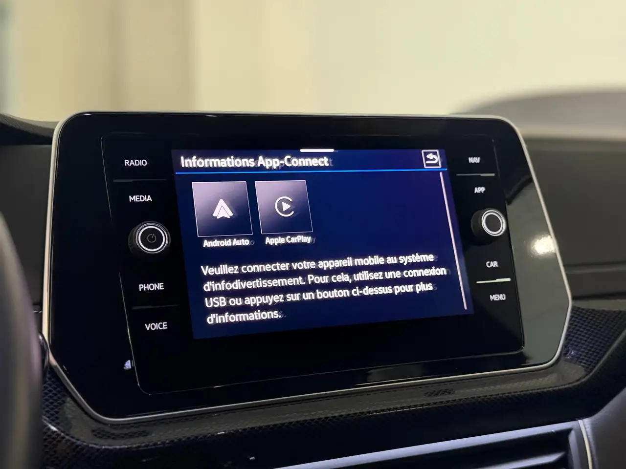 Volkswagen T-Cross 1.0 TSI ACT R-Line DSG R-Line, Camera de recul, Car-Play, Android Auto, миниатюра 29