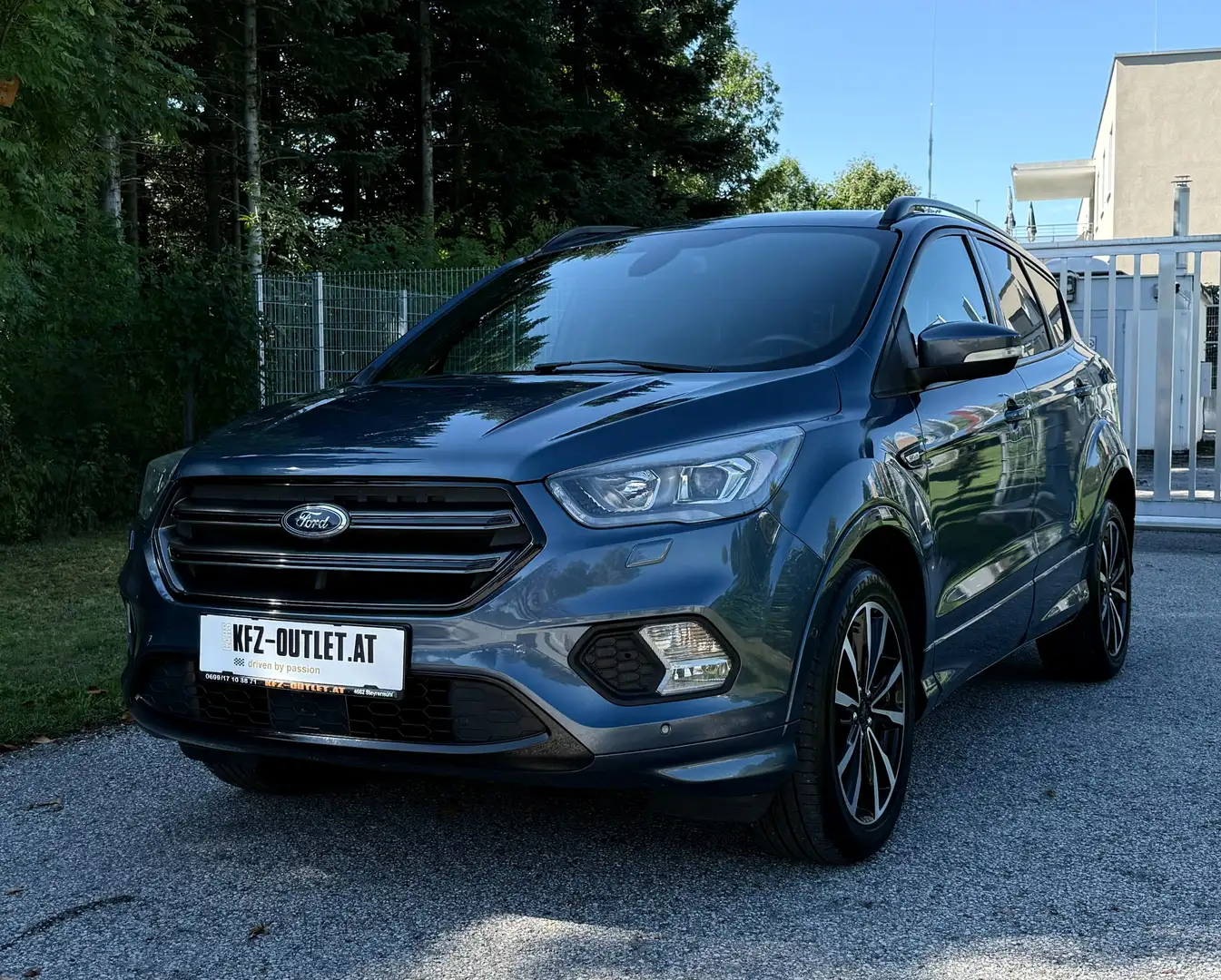 Ford Kuga ST-Line *Leder*AHK*Navi*PDC*SHZ*Tempomat* Blau - 1