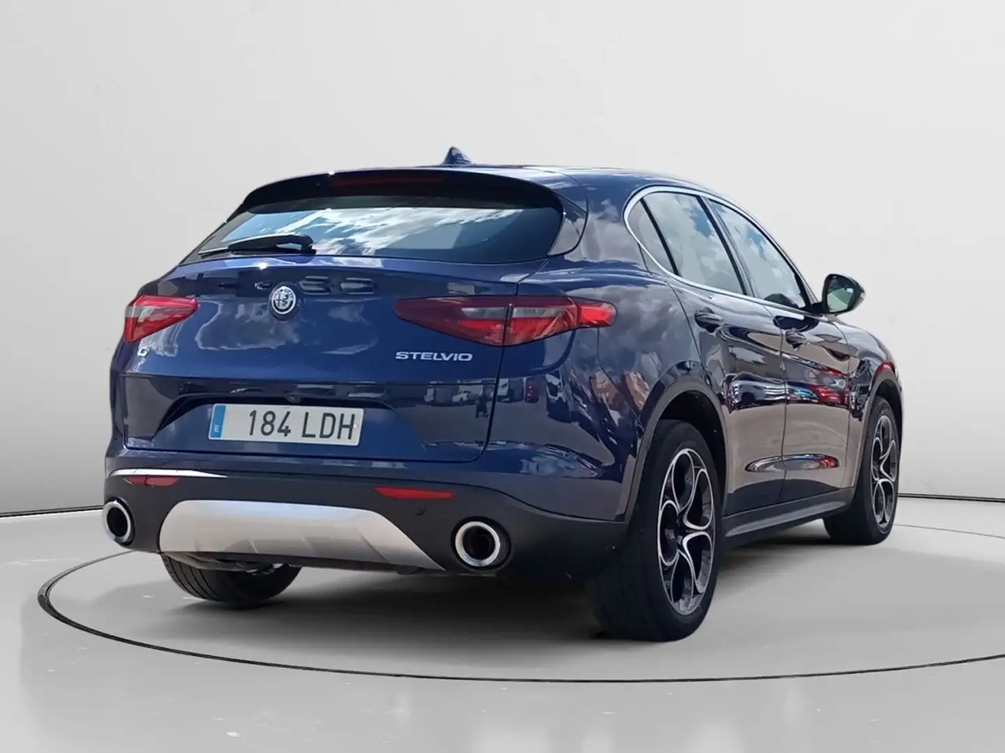 Alfa Romeo Stelvio Executive 4WD Blau - 2