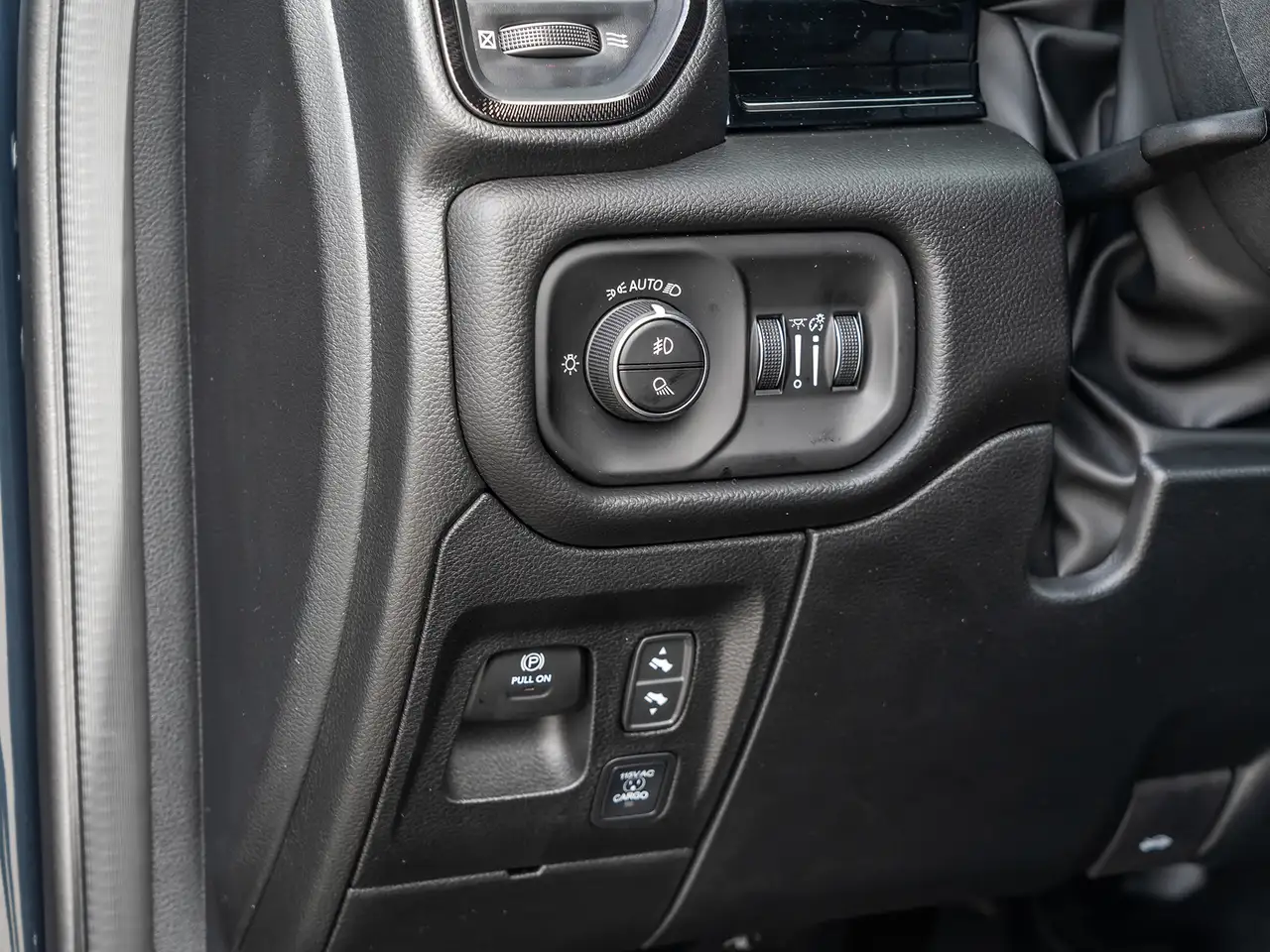RAM 1500 fotografie RAM 1500