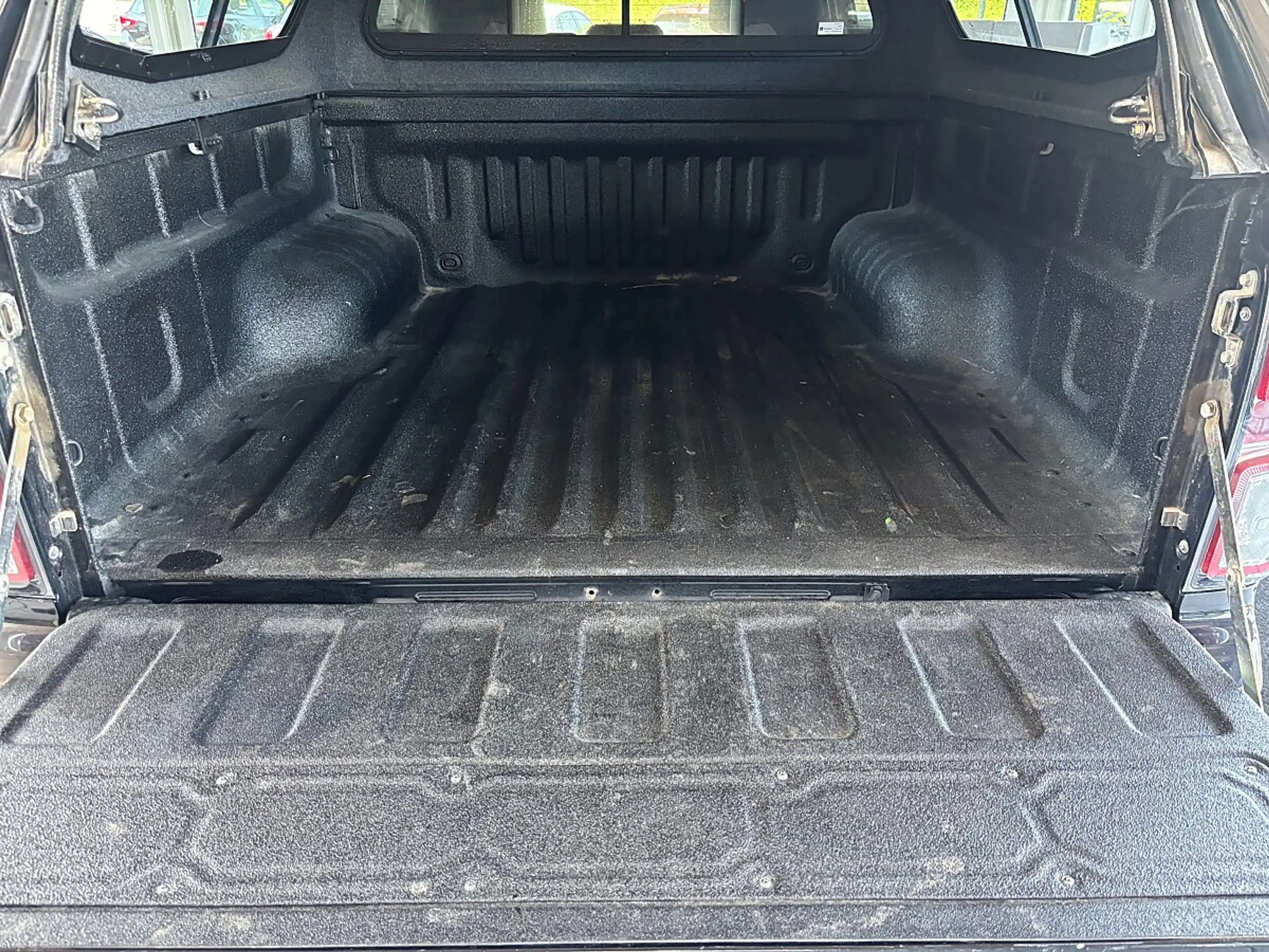 Isuzu D-Max D-MAX Double Cab V-Cross 4WD Aut. — photo 9
