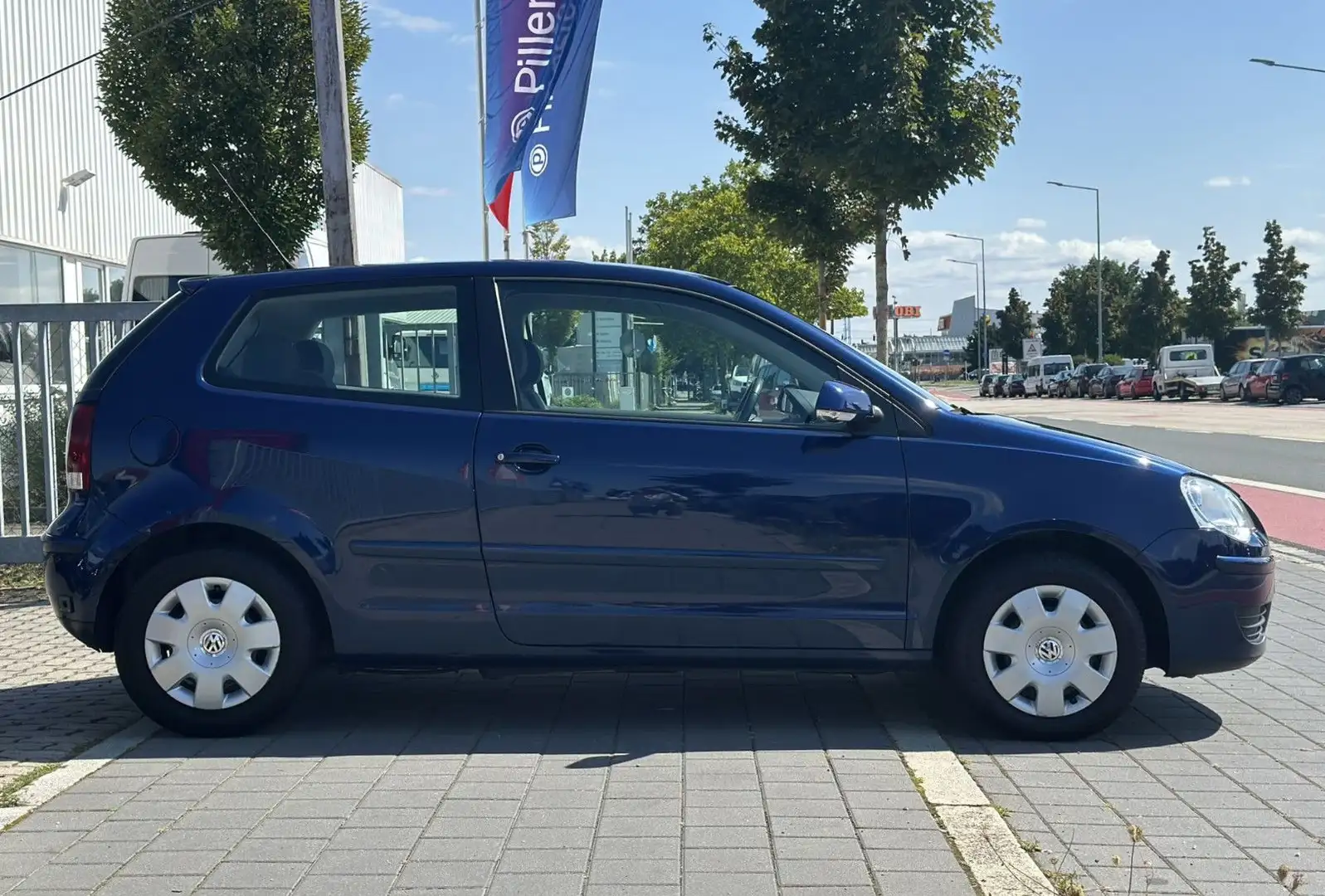 Volkswagen Polo IV Trendline / LPG Umbau / 1. Hand Blau - 2